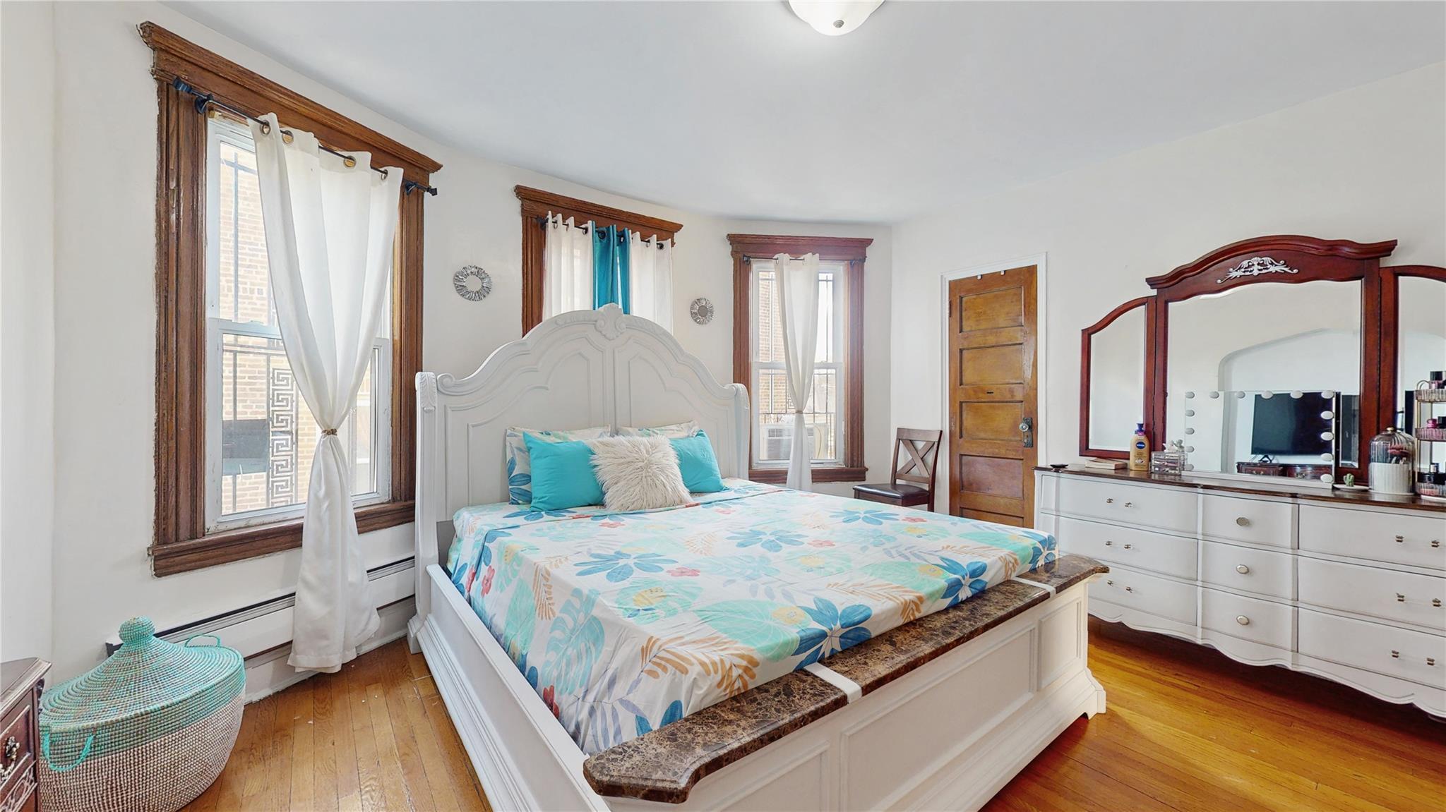 Single Family Buell  Queens, NY 11369, MLS-815983-14