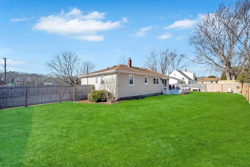 Single Family Evergreen  Suffolk County, NY 11940, MLS-816023-23