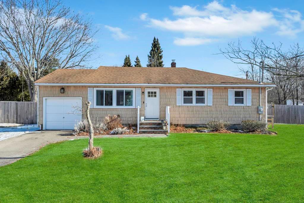 Single Family Evergreen  Suffolk County, NY 11940, MLS-816023-3