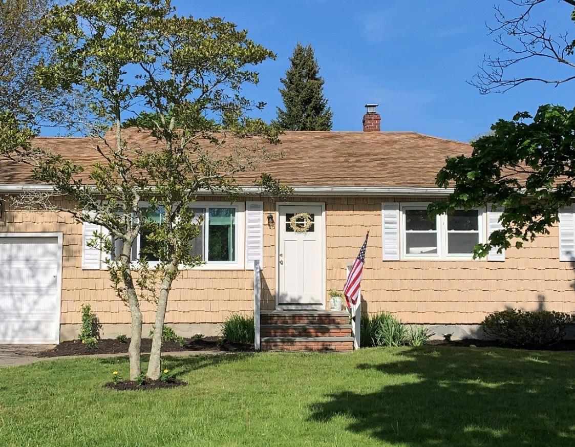 Single Family Evergreen  Suffolk County, NY 11940, MLS-816023-4