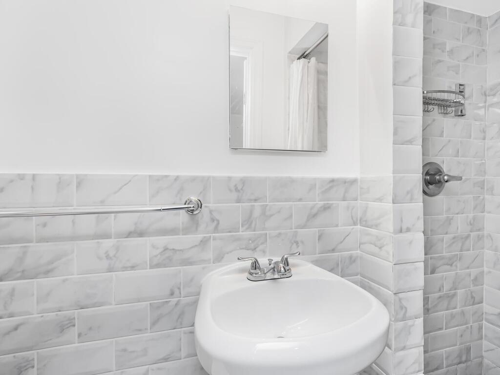 Apartment 240th.  Bronx, NY 10463, MLS-816070-13