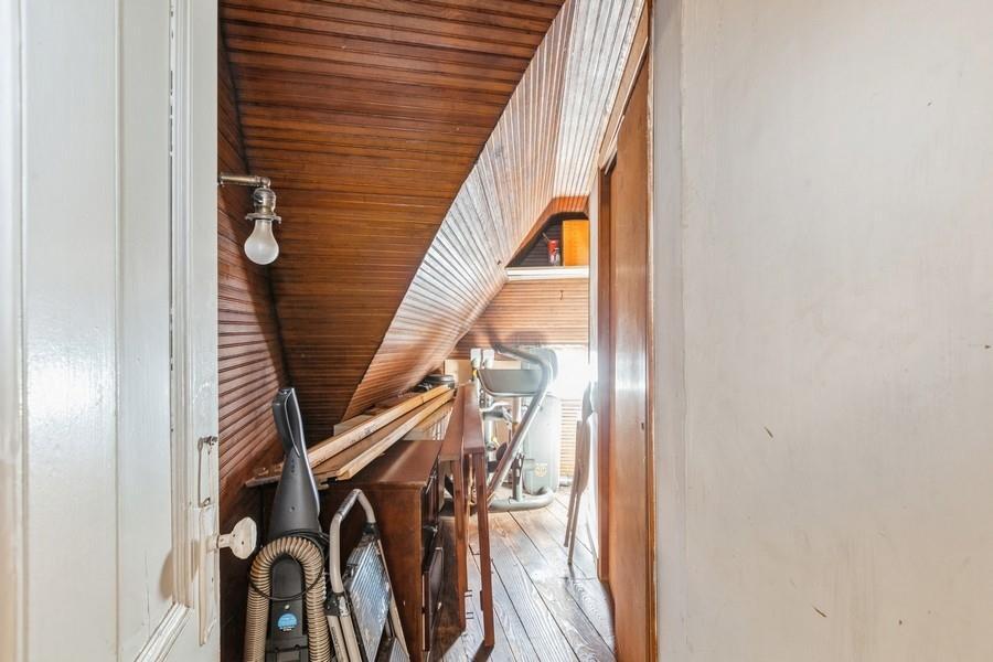 Single Family Beverley  Brooklyn, NY 11218, MLS-816106-24