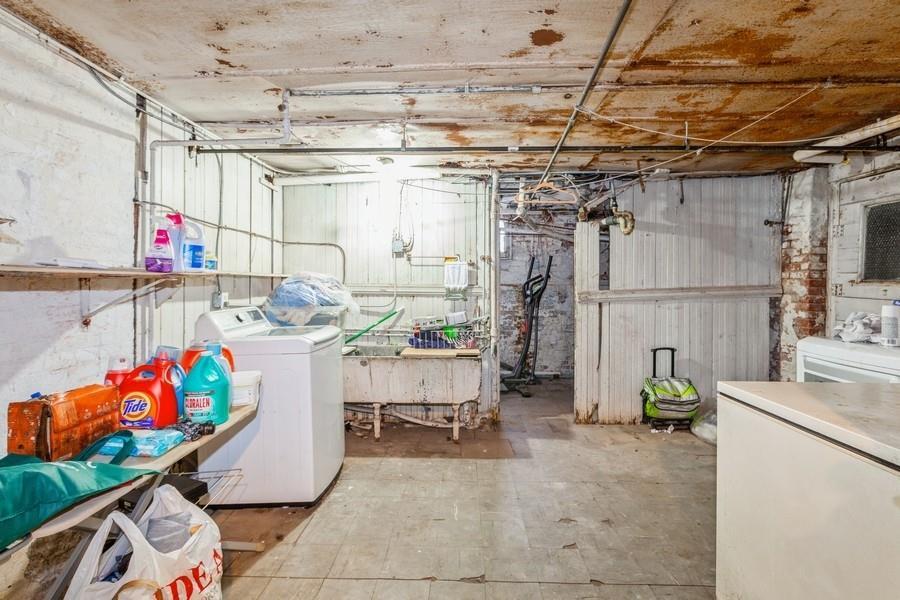 Single Family Beverley  Brooklyn, NY 11218, MLS-816106-26