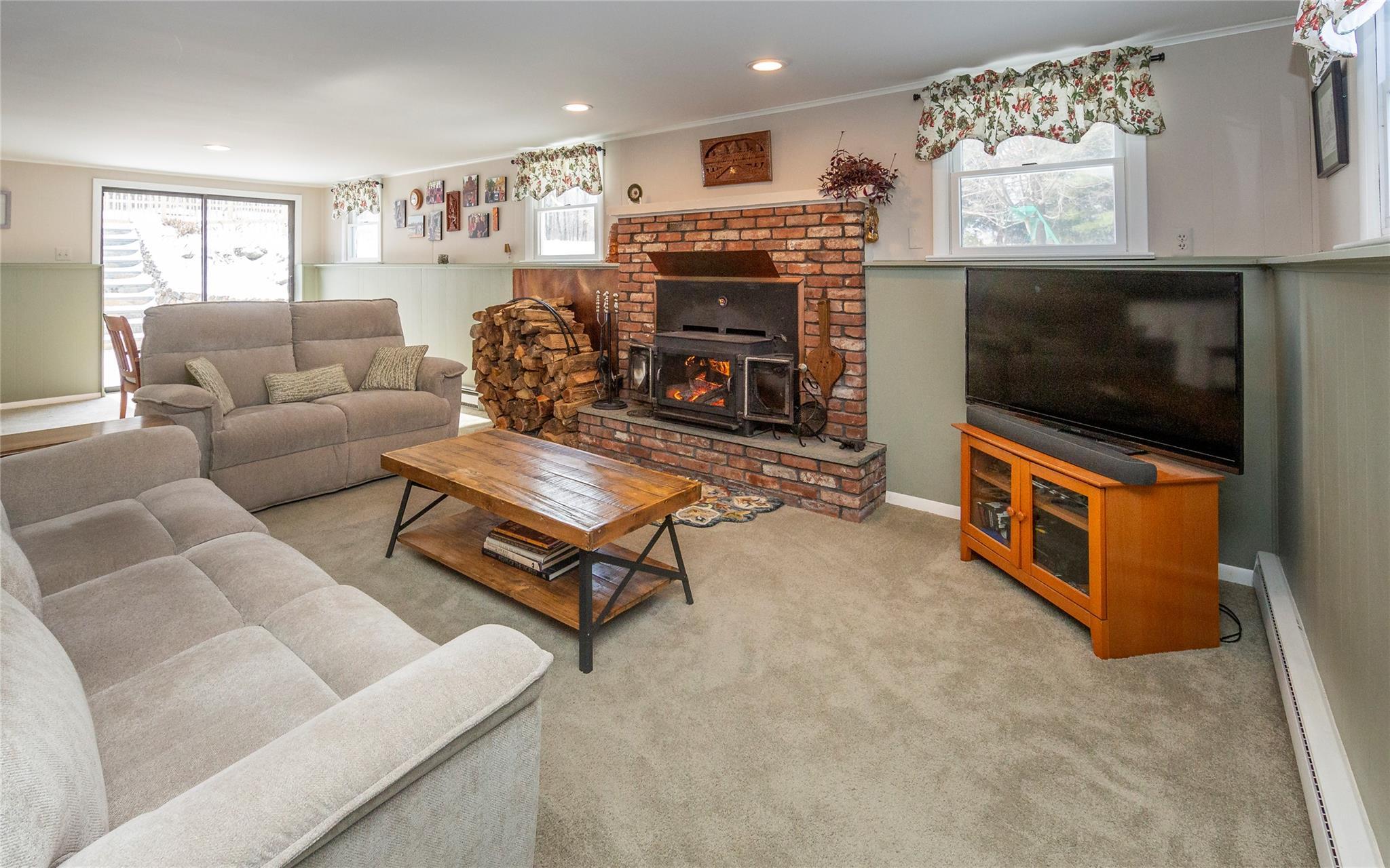 Single Family Quaker Hill  Dutchess County, NY 12564, MLS-816184-33