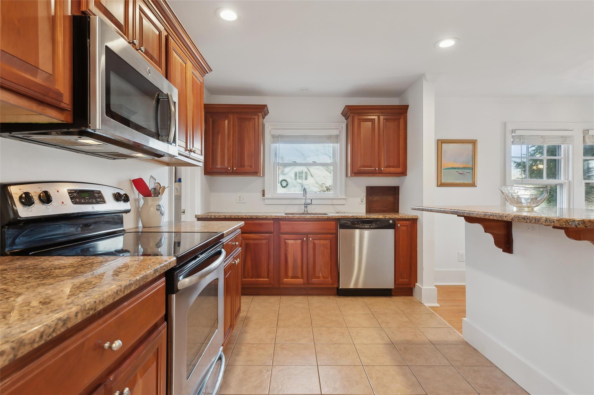 Single Family Estate  Suffolk County, NY 11934, MLS-816219-13
