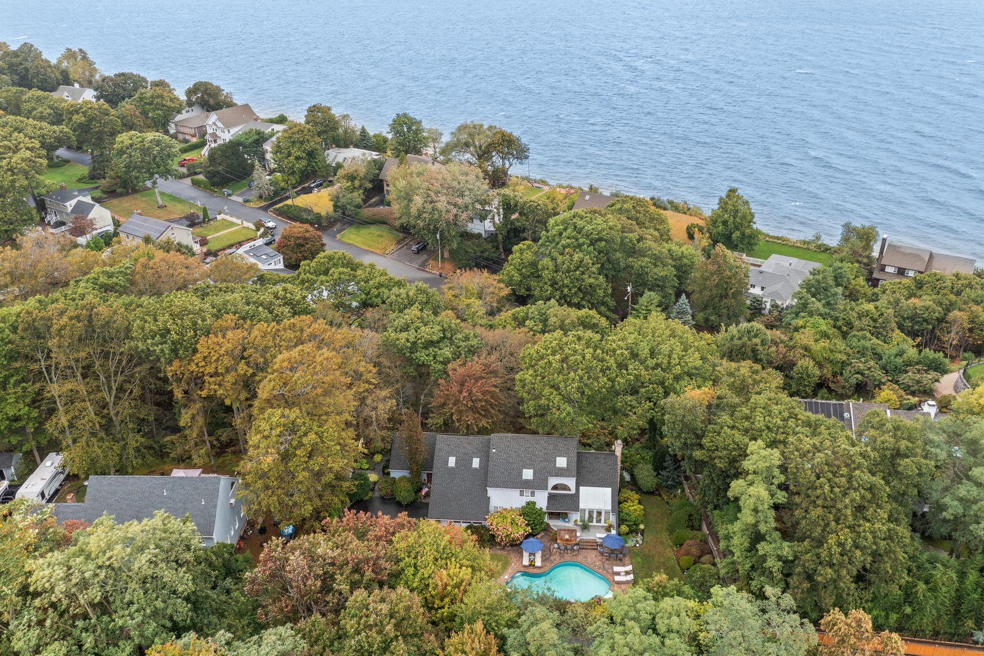 Single Family Bluffview  Suffolk County, NY 11764, MLS-816246-6