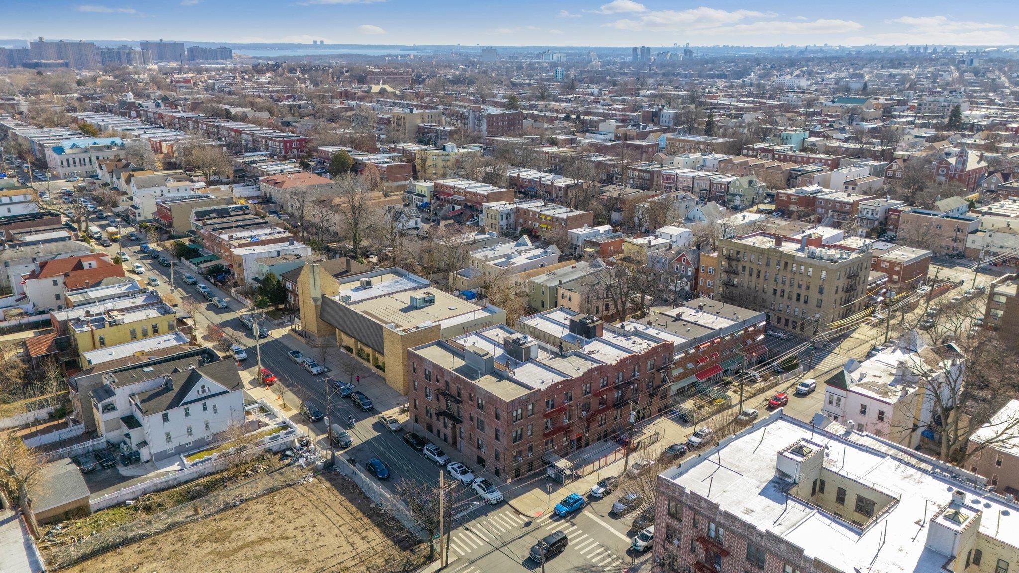 Commercial Sale Barnes  Bronx, NY 10466, MLS-816381-21