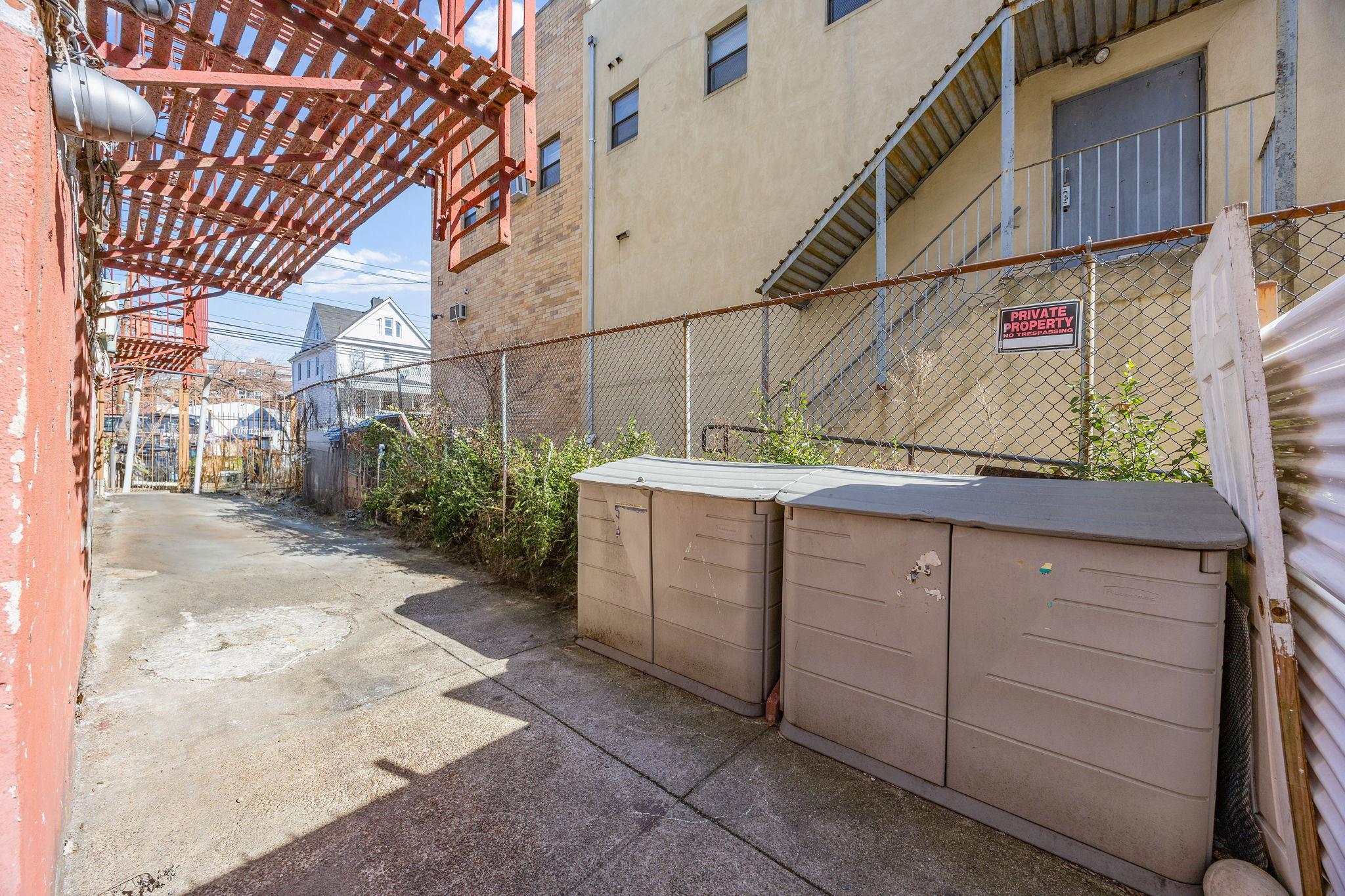 Commercial Sale Barnes  Bronx, NY 10466, MLS-816381-26
