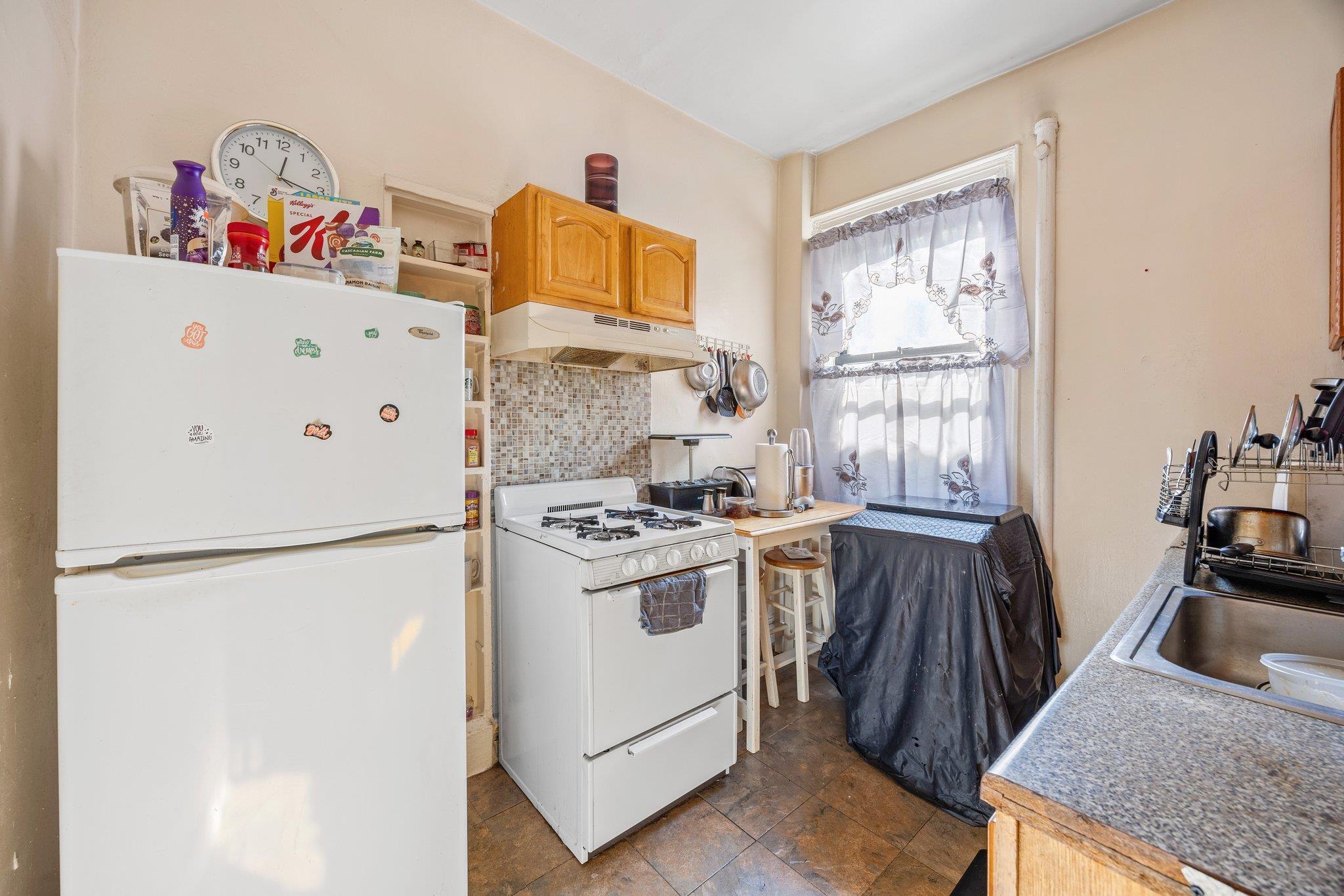 Commercial Sale Barnes  Bronx, NY 10466, MLS-816381-8
