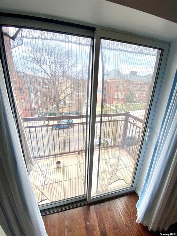 Condo 35th Ave  Queens, NY 11354, MLS-816402-8