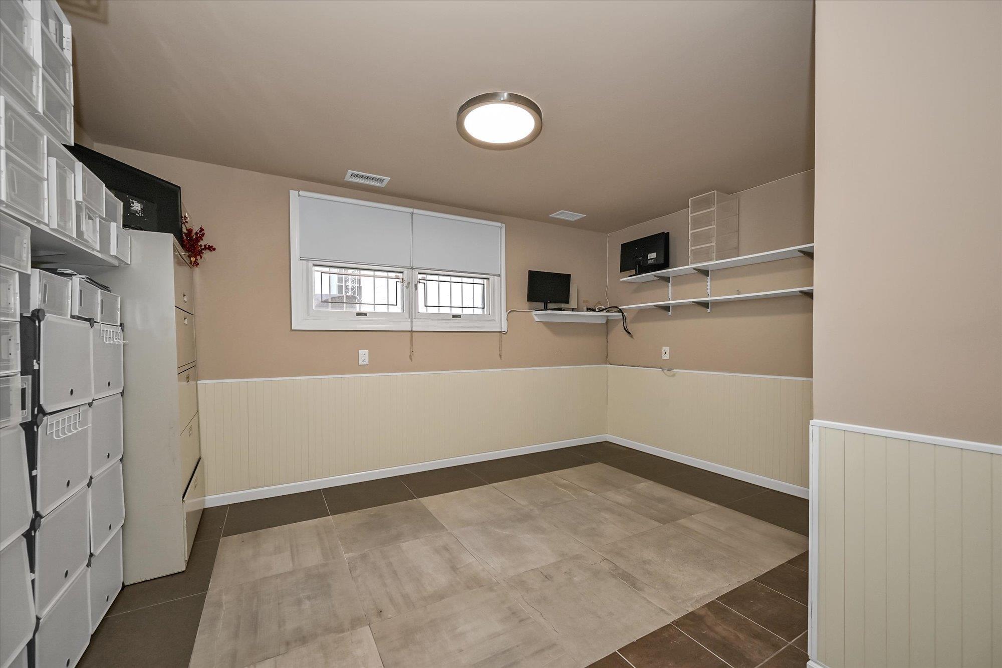 Single Family 210  Queens, NY 11364, MLS-816412-14