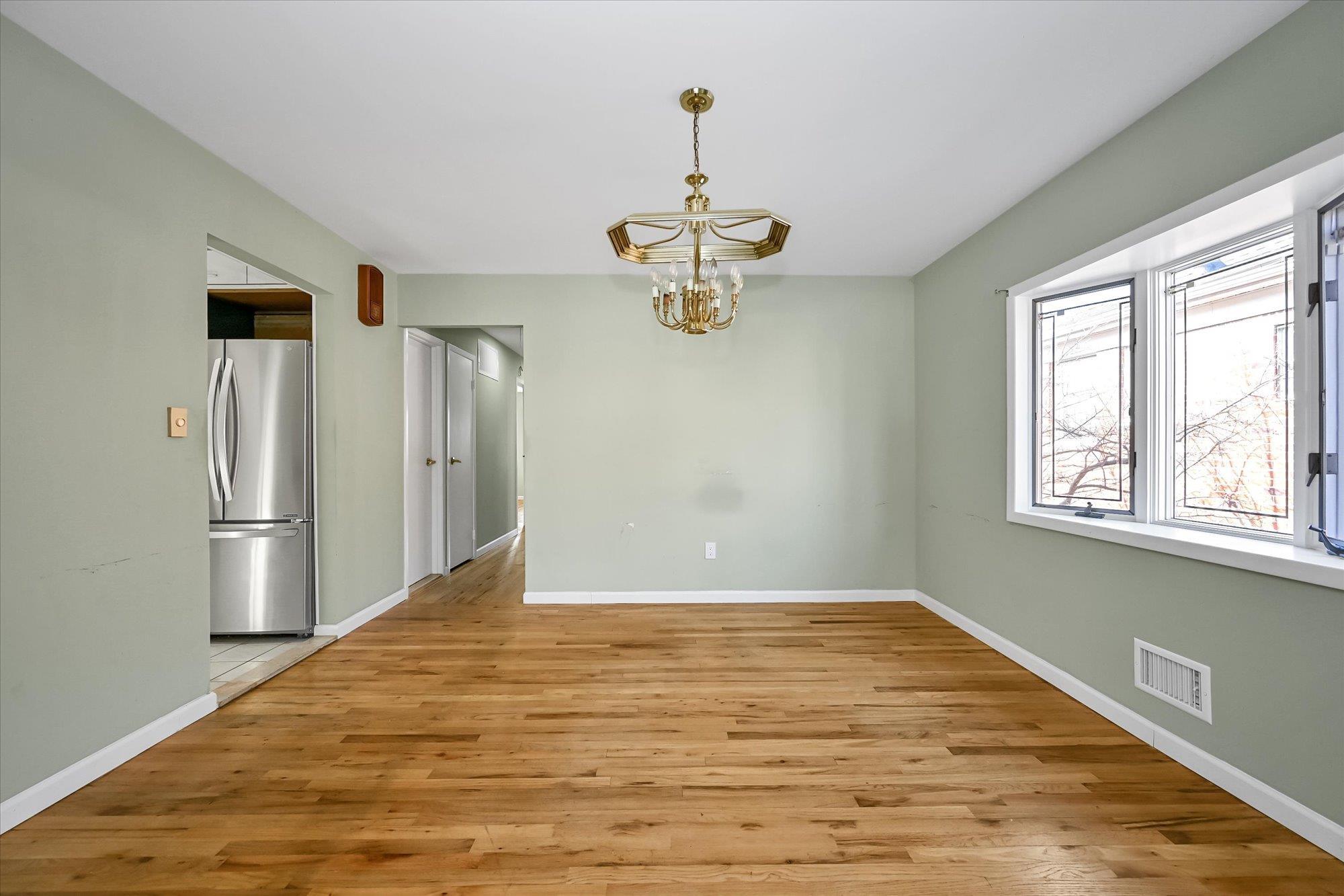 Single Family 210  Queens, NY 11364, MLS-816412-5