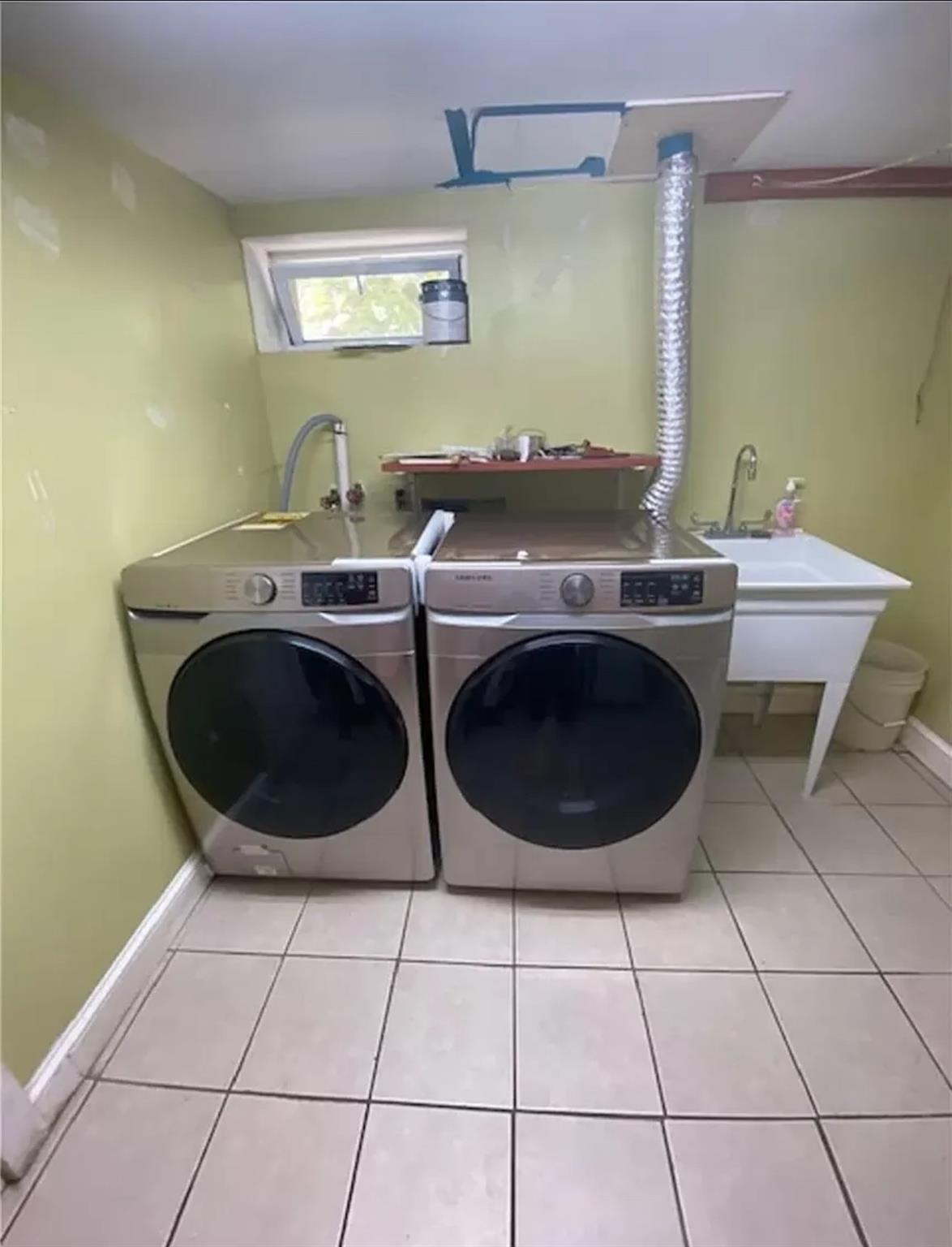 Single Family Brinkerhoff  Queens, NY 11412, MLS-816449-6