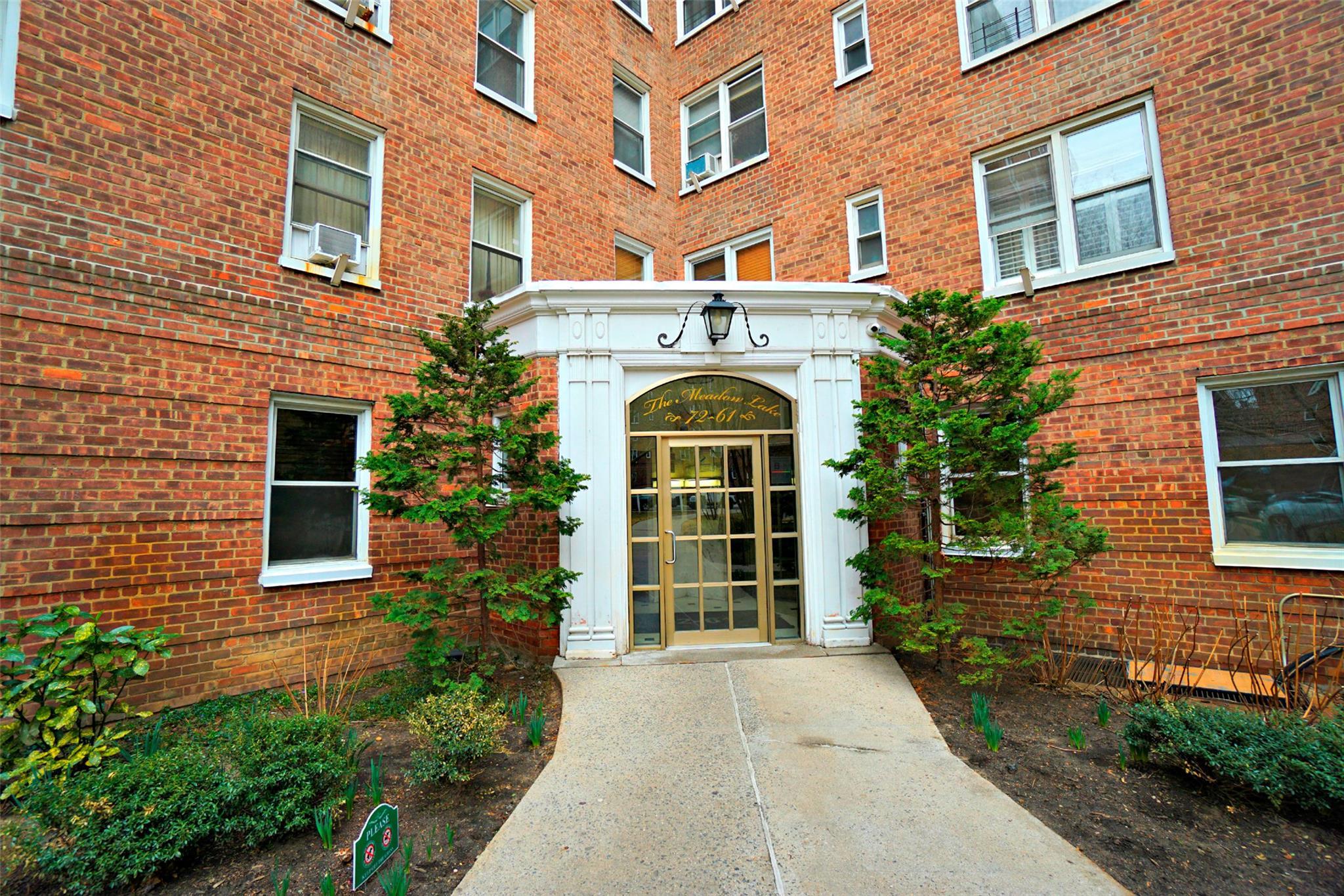 Coop 113th  Queens, NY 11375, MLS-816451-3