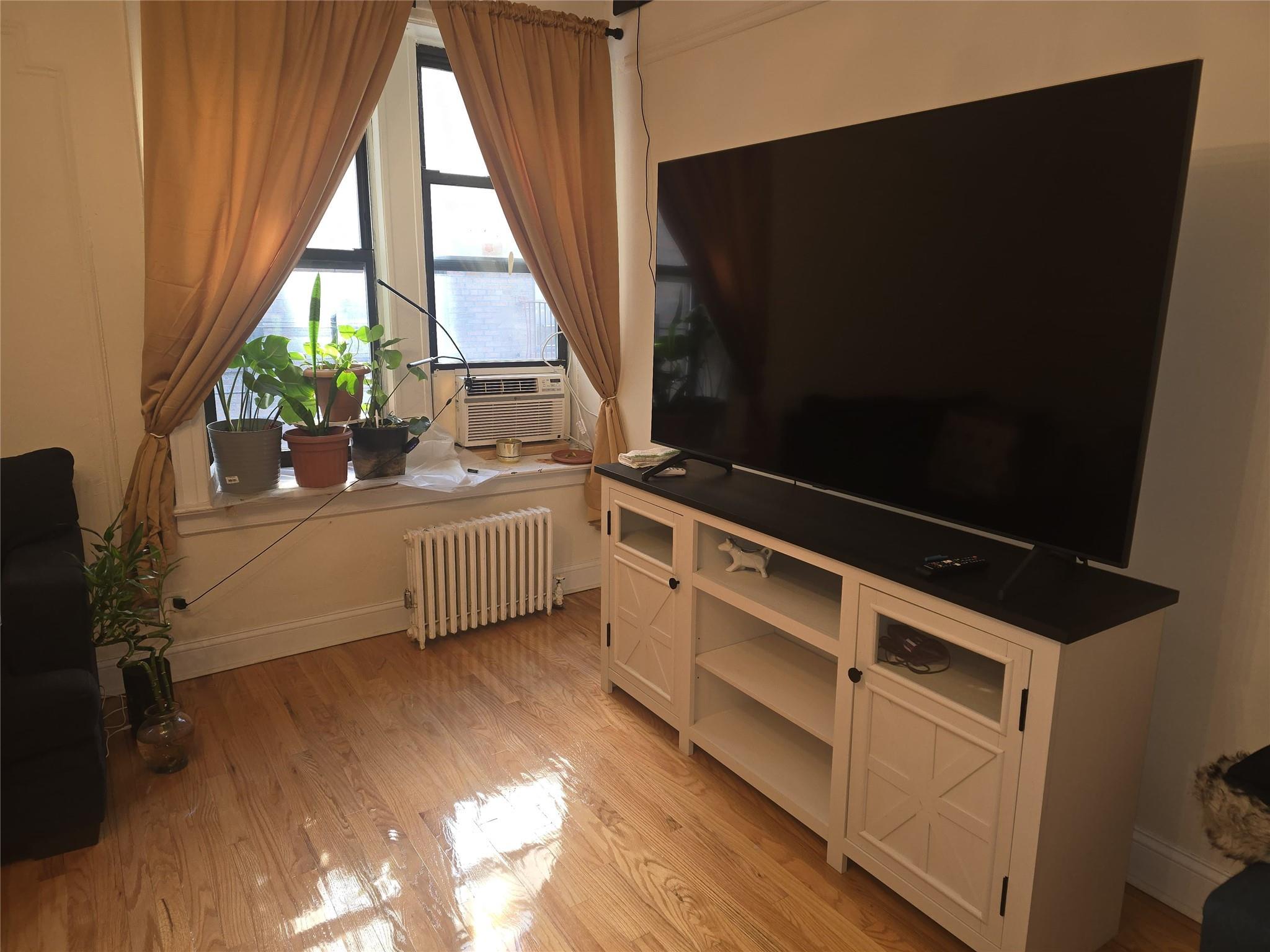 Coop Holland  Bronx, NY 10462, MLS-816454-9