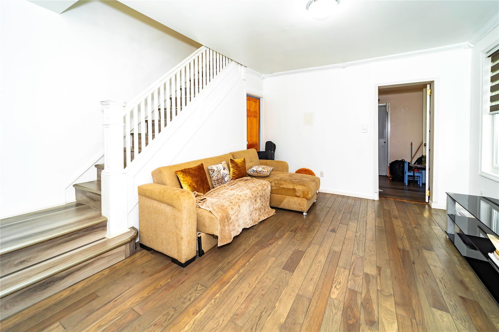 Single Family 65th  Queens, NY 11385, MLS-816465-7