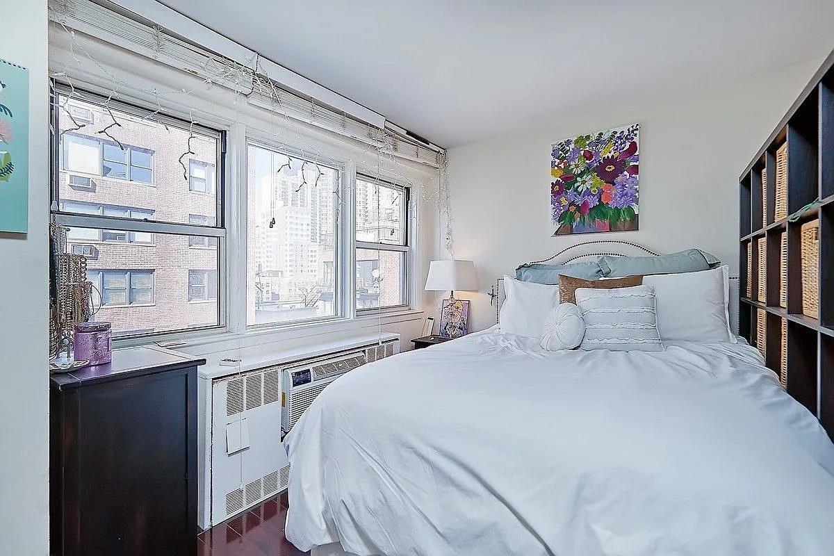 Coop 35  Manhattan, NY 10016, MLS-816490-20