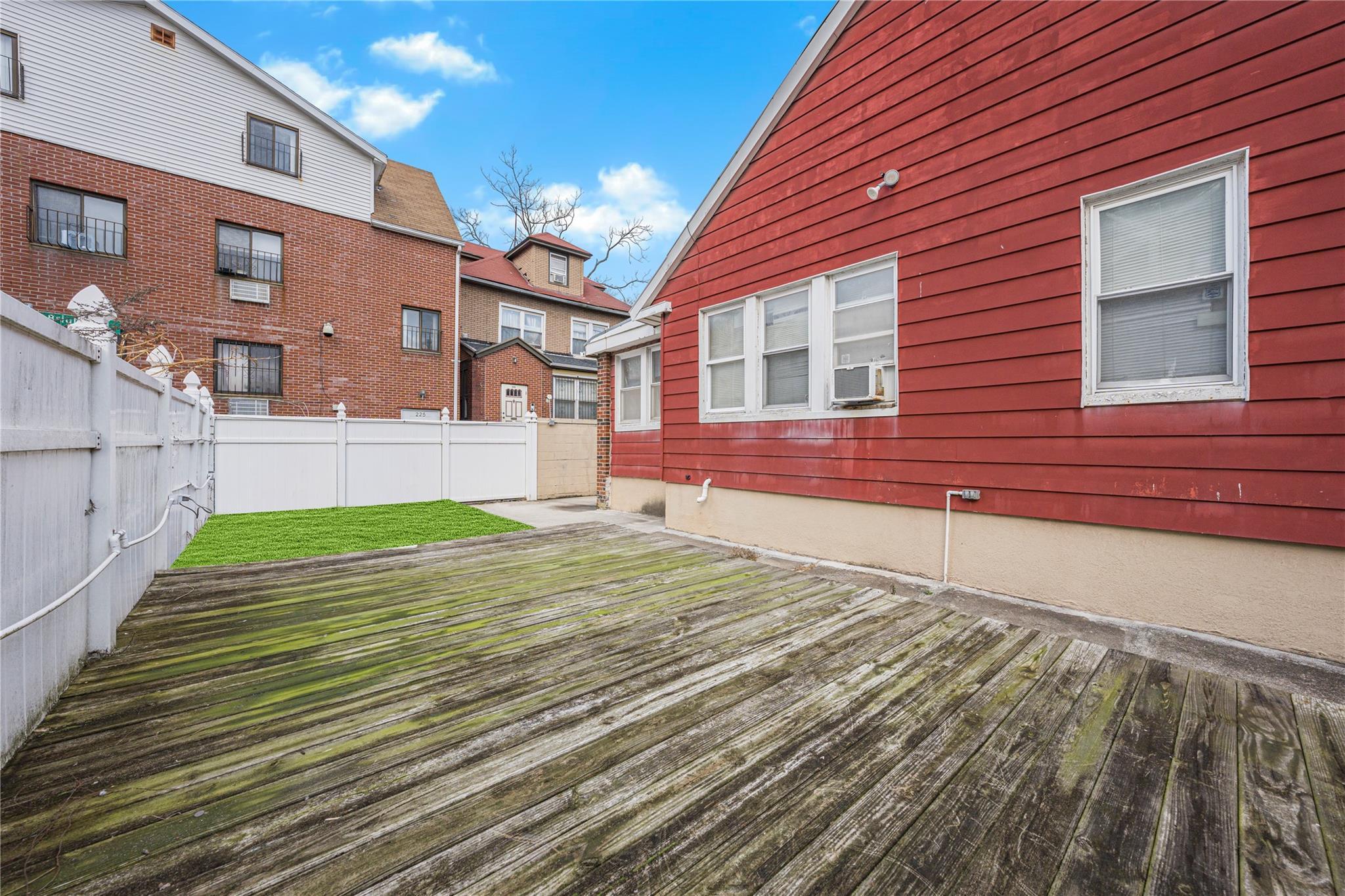 Single Family Brighton 1st  Brooklyn, NY 11235, MLS-816610-16