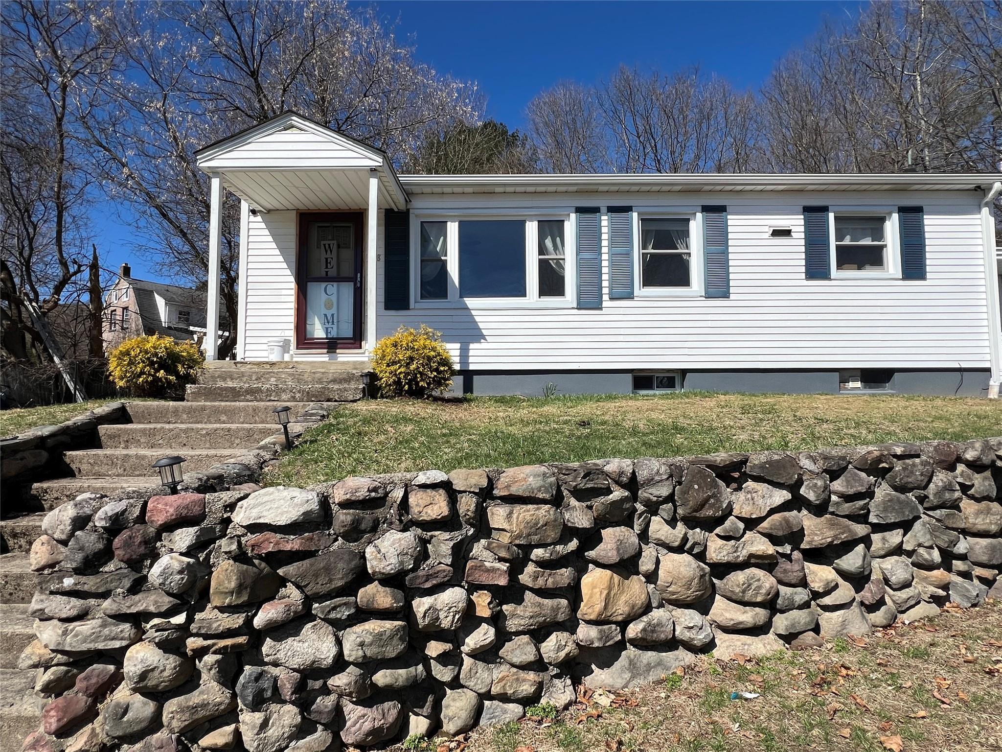 Single Family Farnum  Orange County, NY 12771, MLS-816621-17