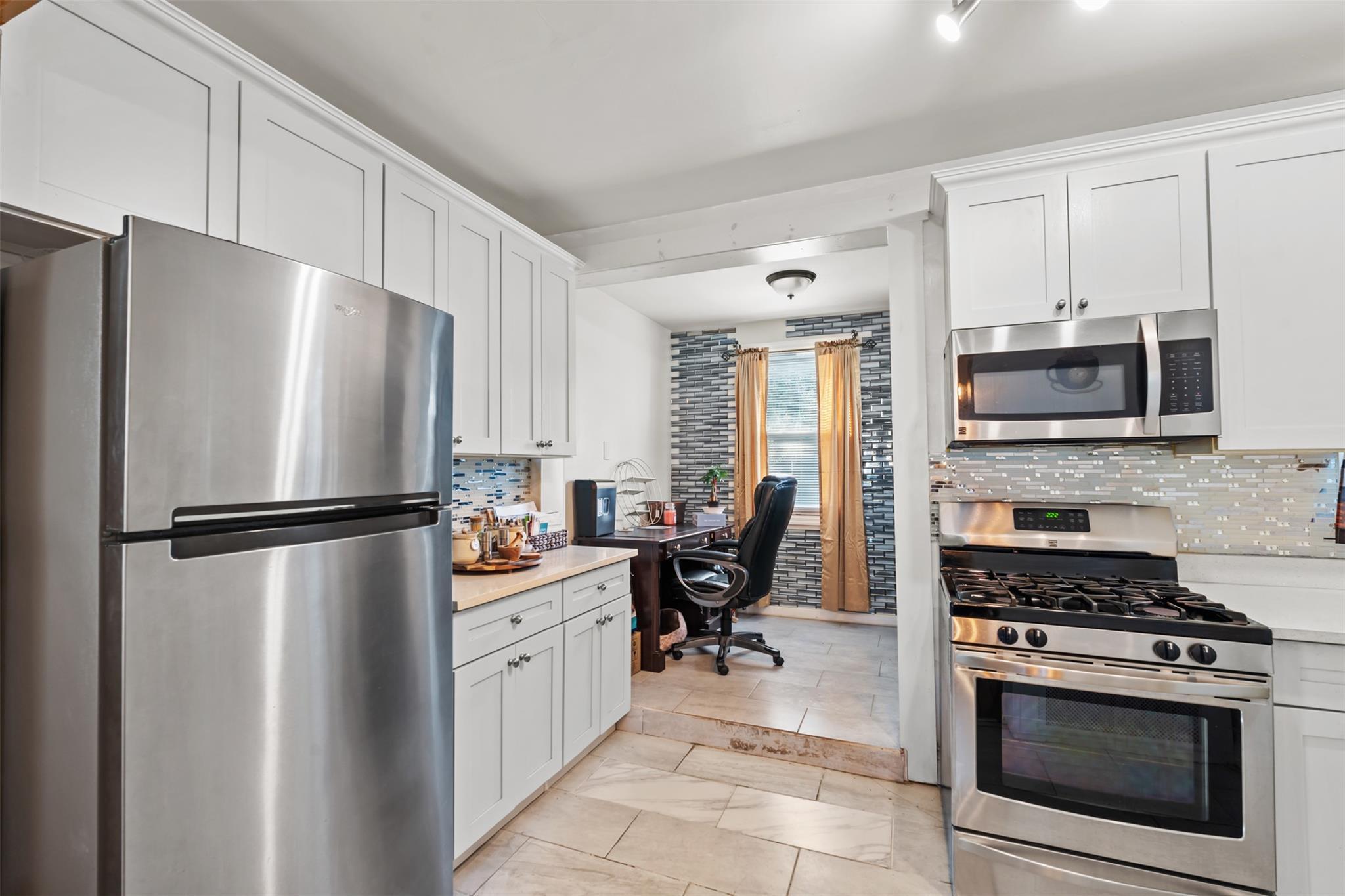 Single Family Seton  Bronx, NY 10466, MLS-816678-16