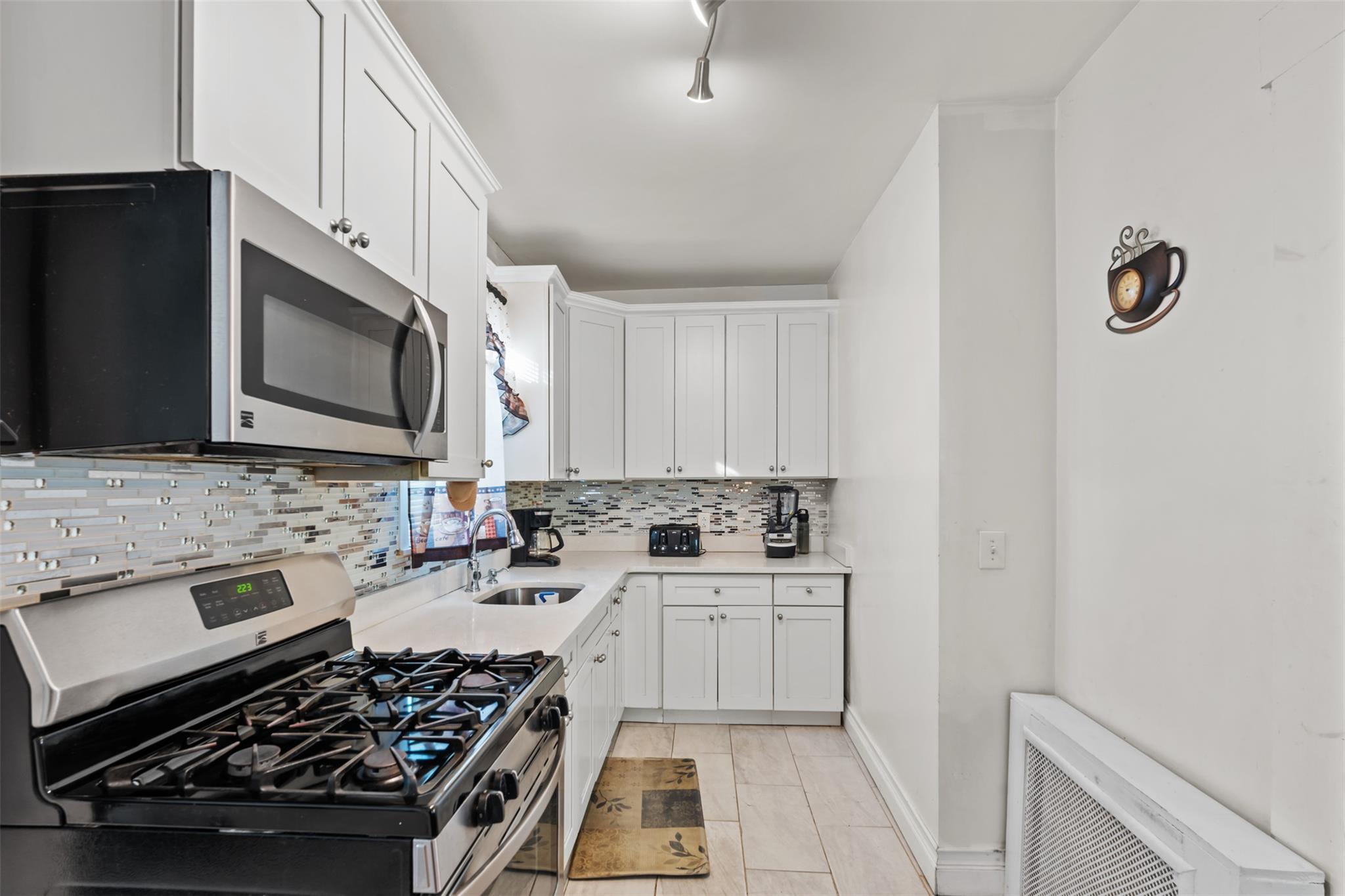 Single Family Seton  Bronx, NY 10466, MLS-816678-18