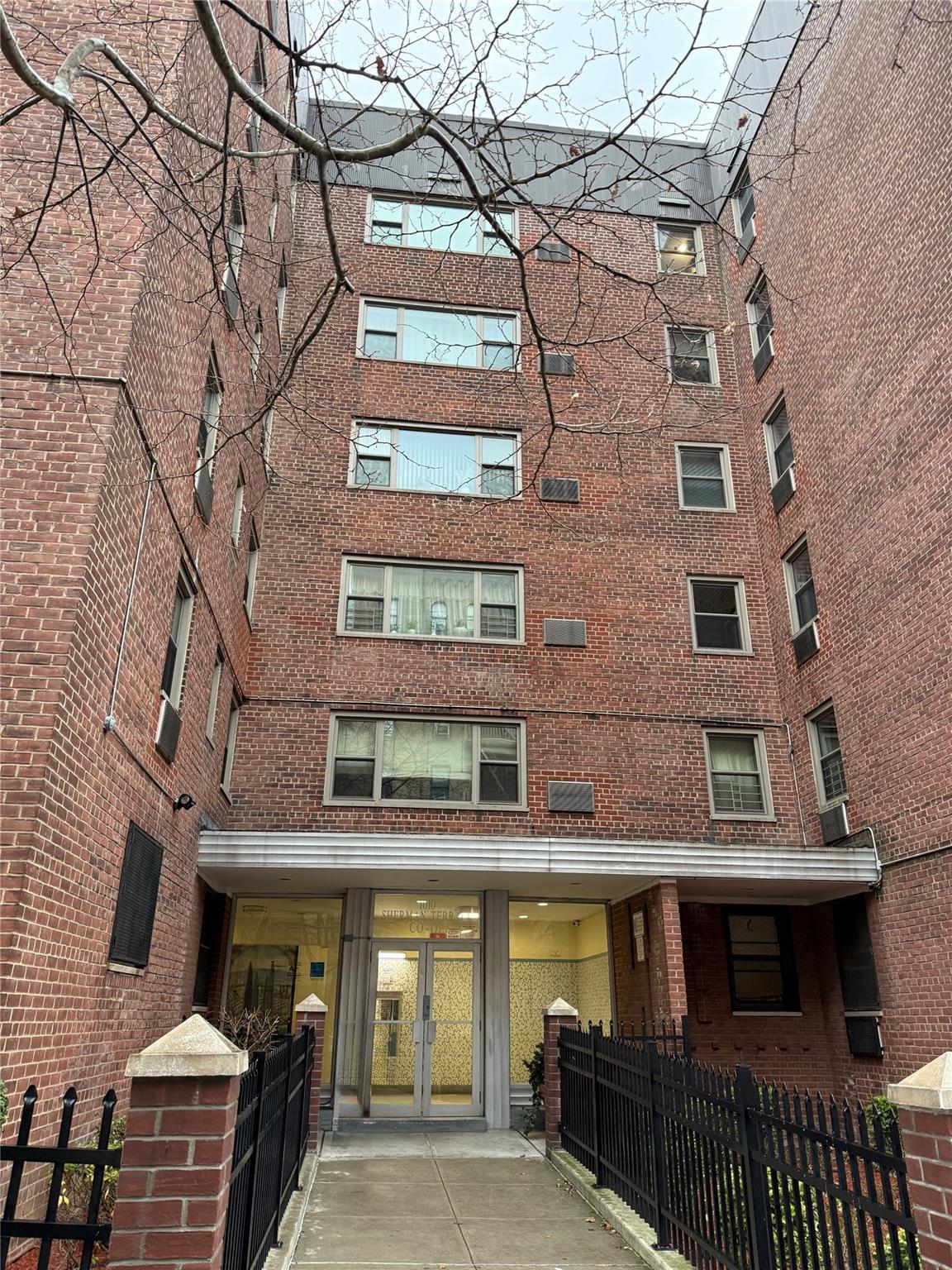 Coop Sherman  Bronx, NY 10456, MLS-816691-2