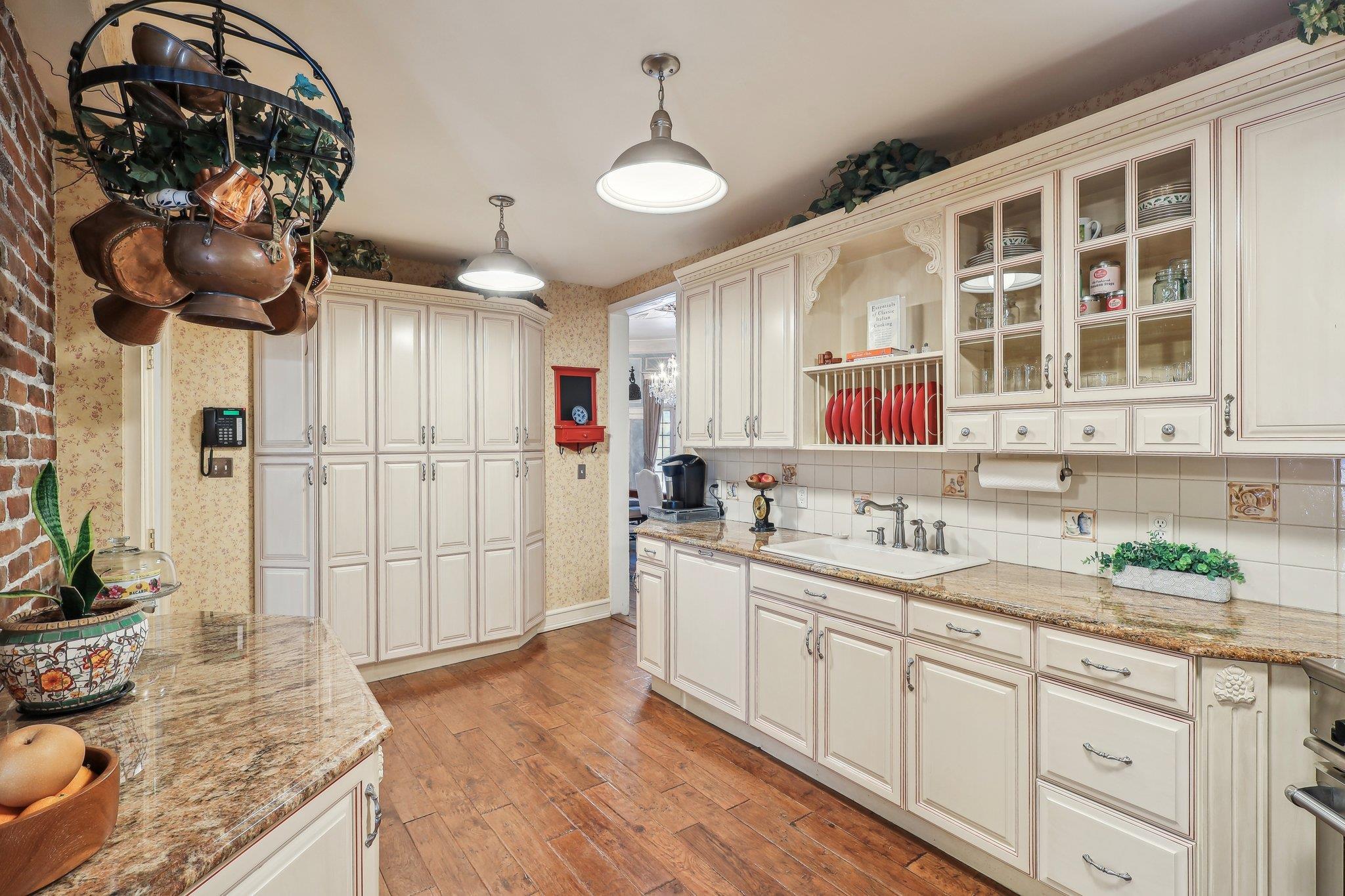 Single Family Middle  Suffolk County, NY 11705, MLS-816692-17