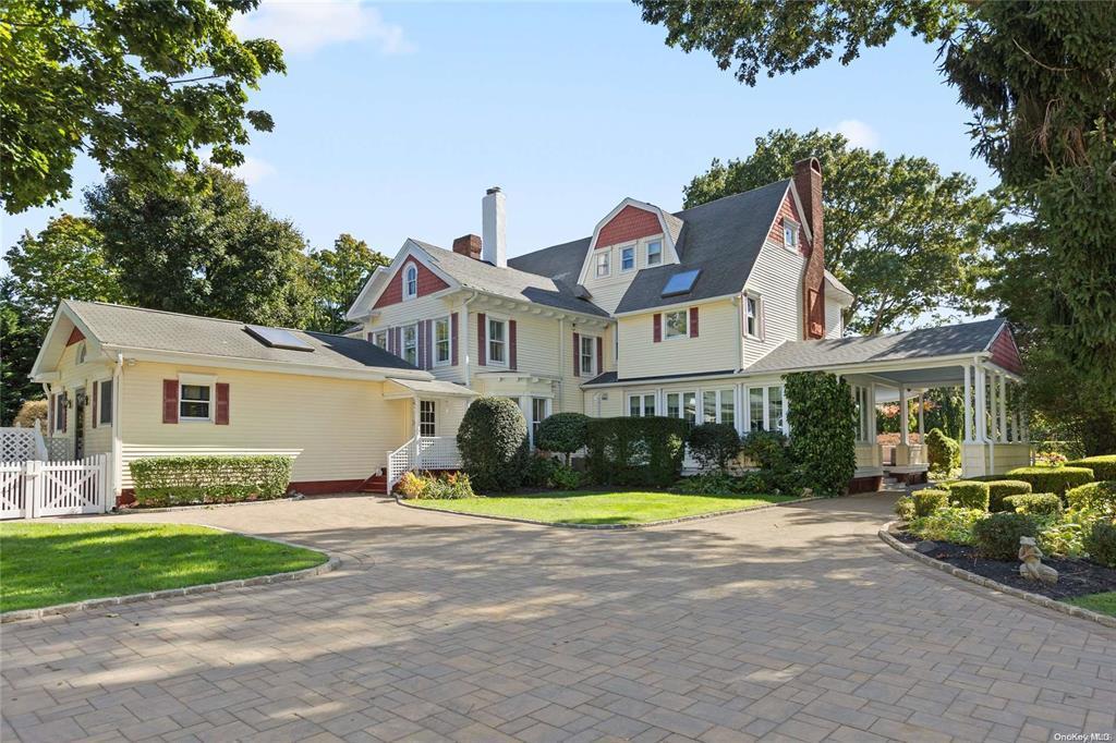 Single Family Middle  Suffolk County, NY 11705, MLS-816692-43