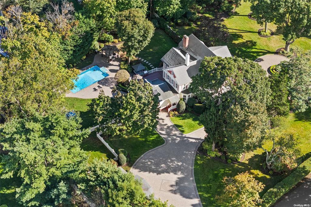 Single Family Middle  Suffolk County, NY 11705, MLS-816692-44