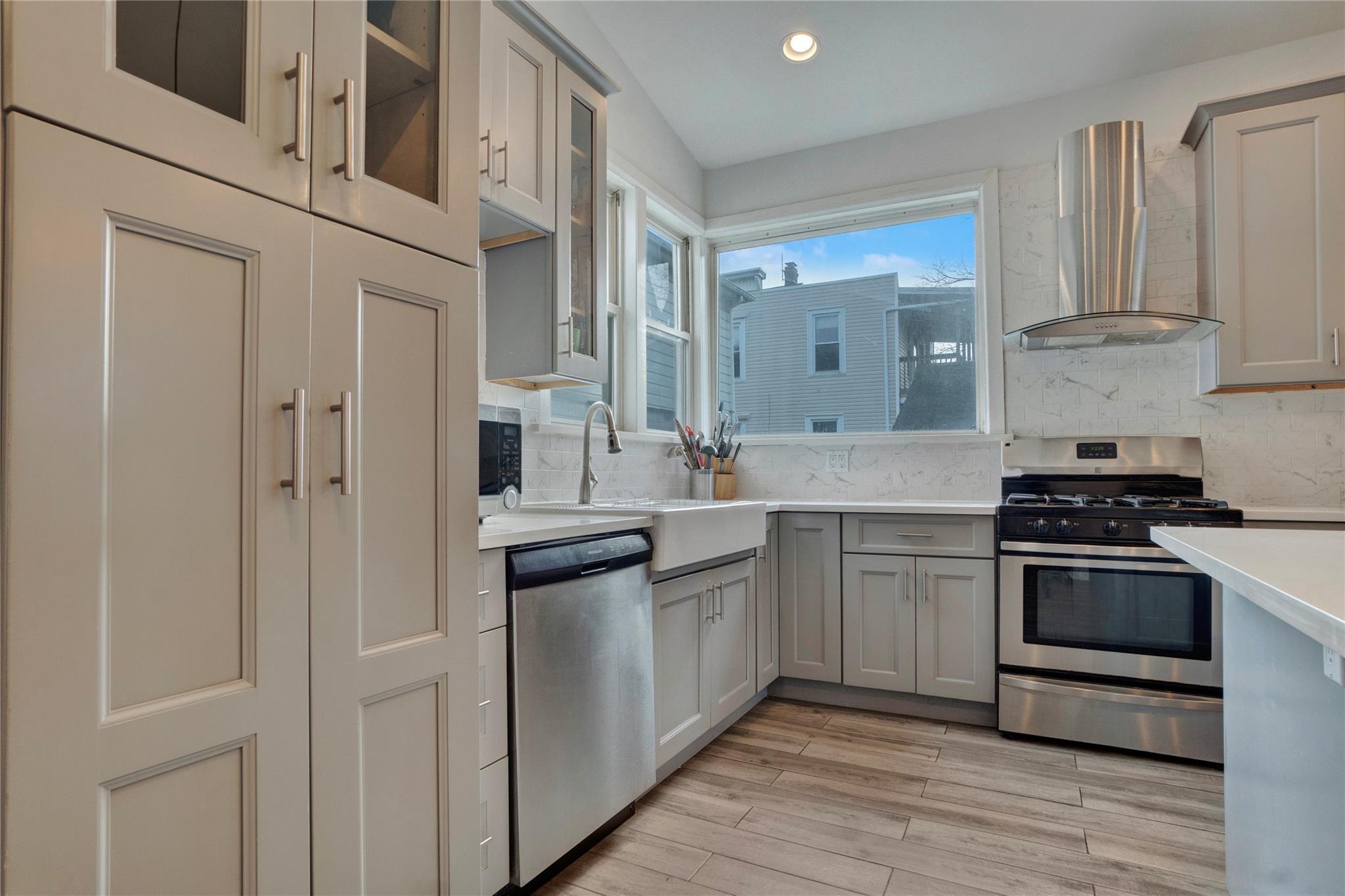 Single Family Rockaway Beach Blvd  Queens, NY 11694, MLS-816736-17