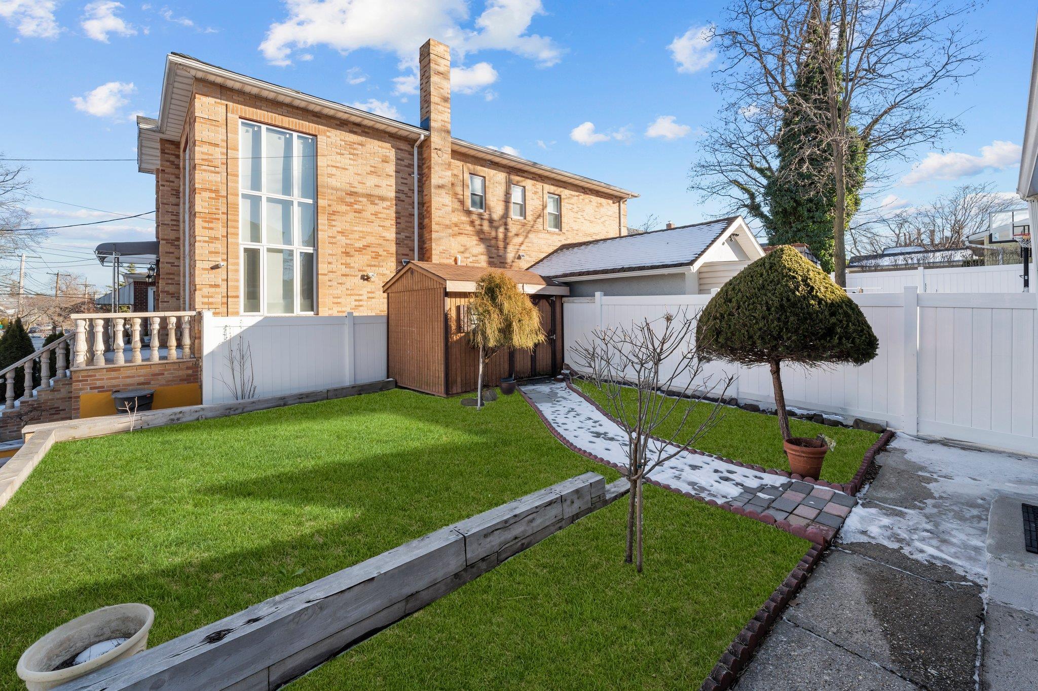 Single Family 14th  Queens, NY 11357, MLS-816746-18