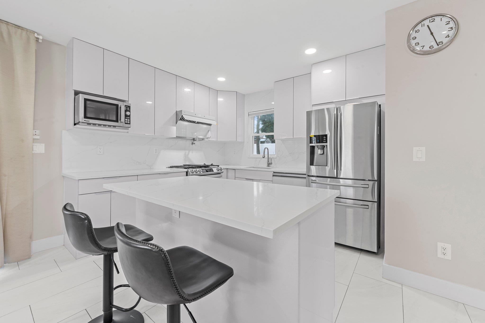 Single Family 14th  Queens, NY 11357, MLS-816746-6