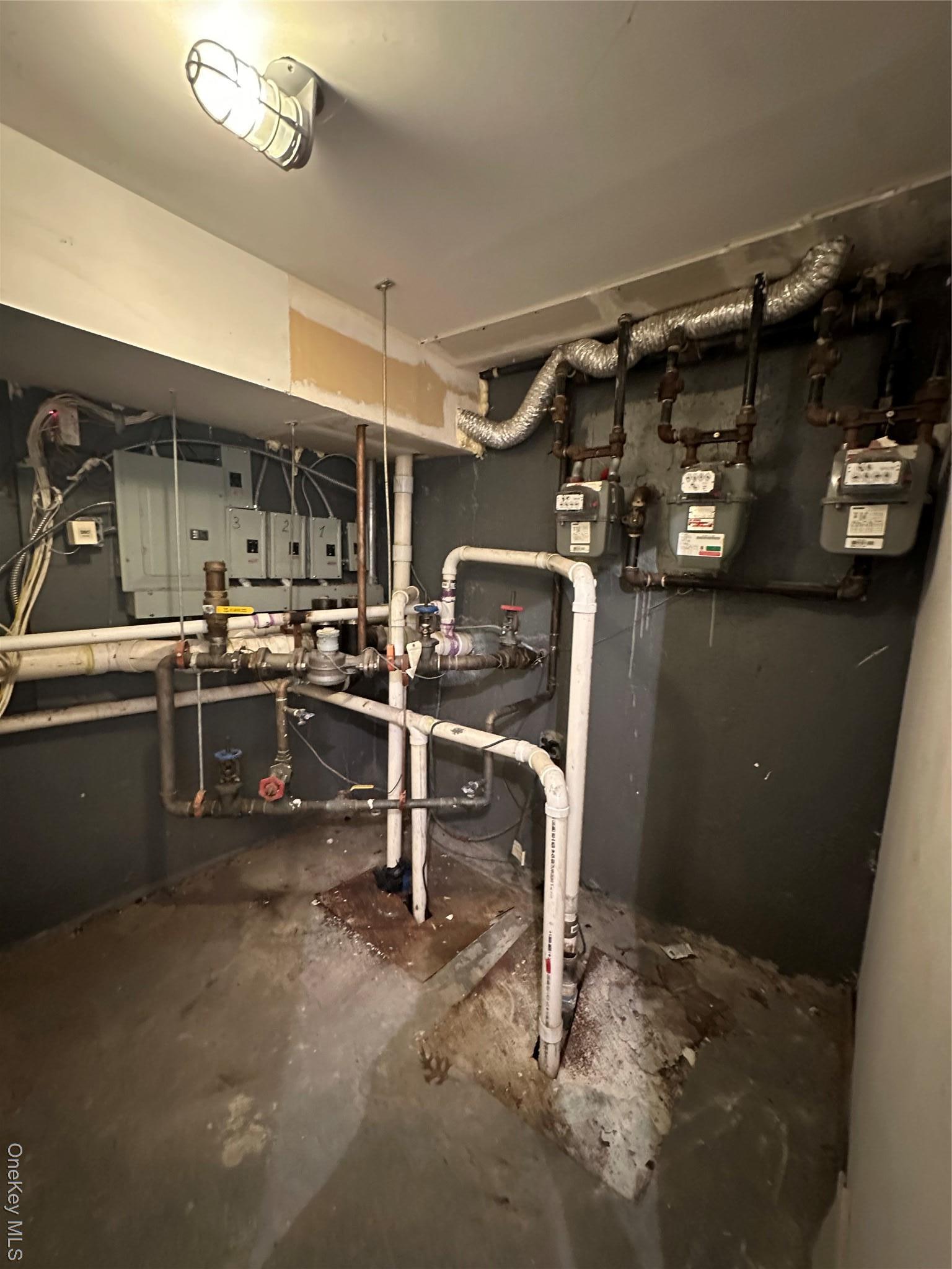 Single Family Barbey Brooklyn, NY 11207, MLS-816792-15