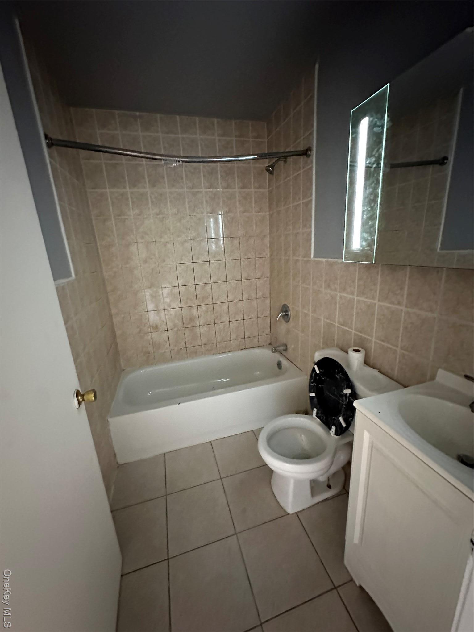 Single Family Barbey Brooklyn, NY 11207, MLS-816792-24