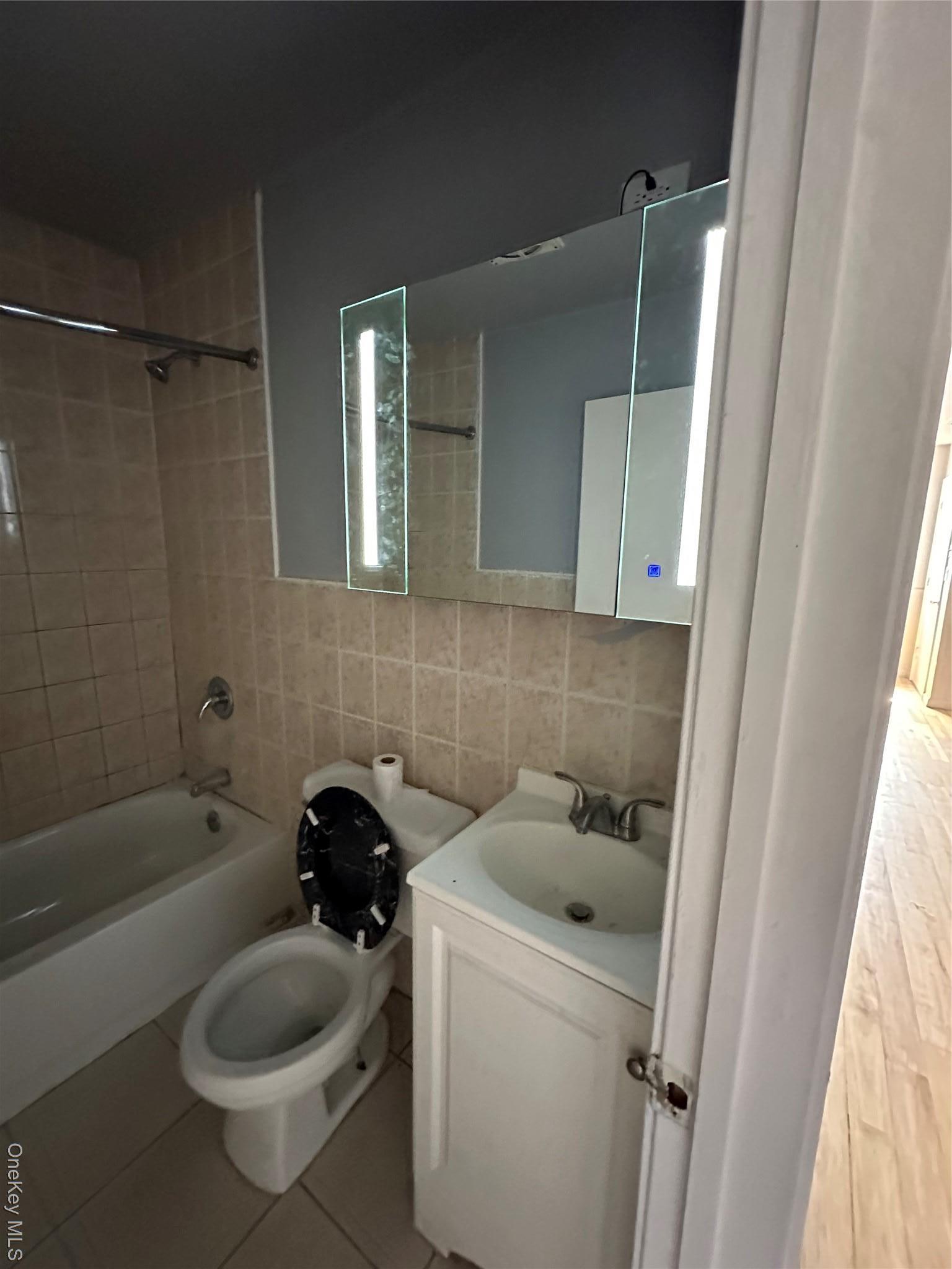 Single Family Barbey Brooklyn, NY 11207, MLS-816792-27