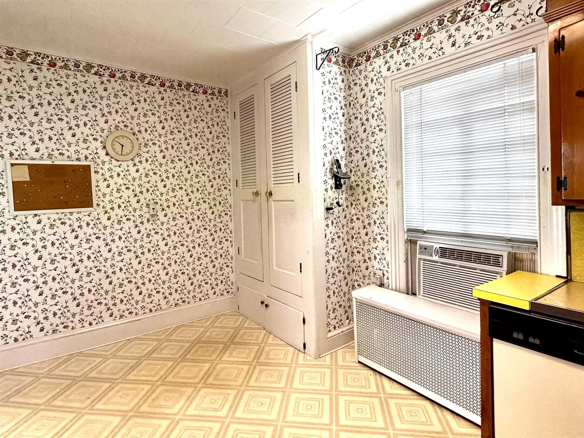 Single Family Montgomery  Dutchess County, NY 12601, MLS-816801-10