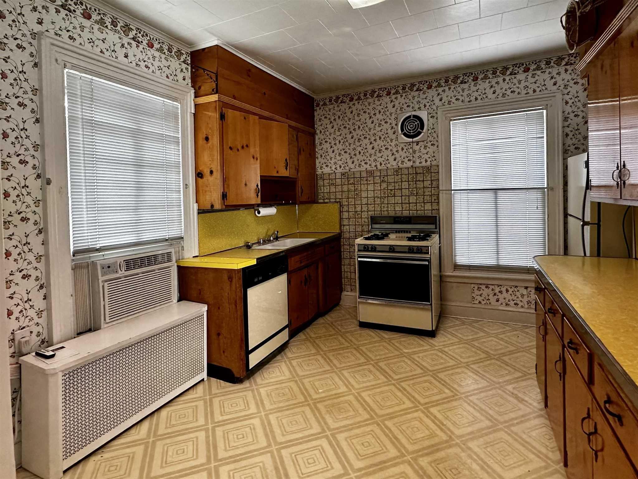 Single Family Montgomery  Dutchess County, NY 12601, MLS-816801-11
