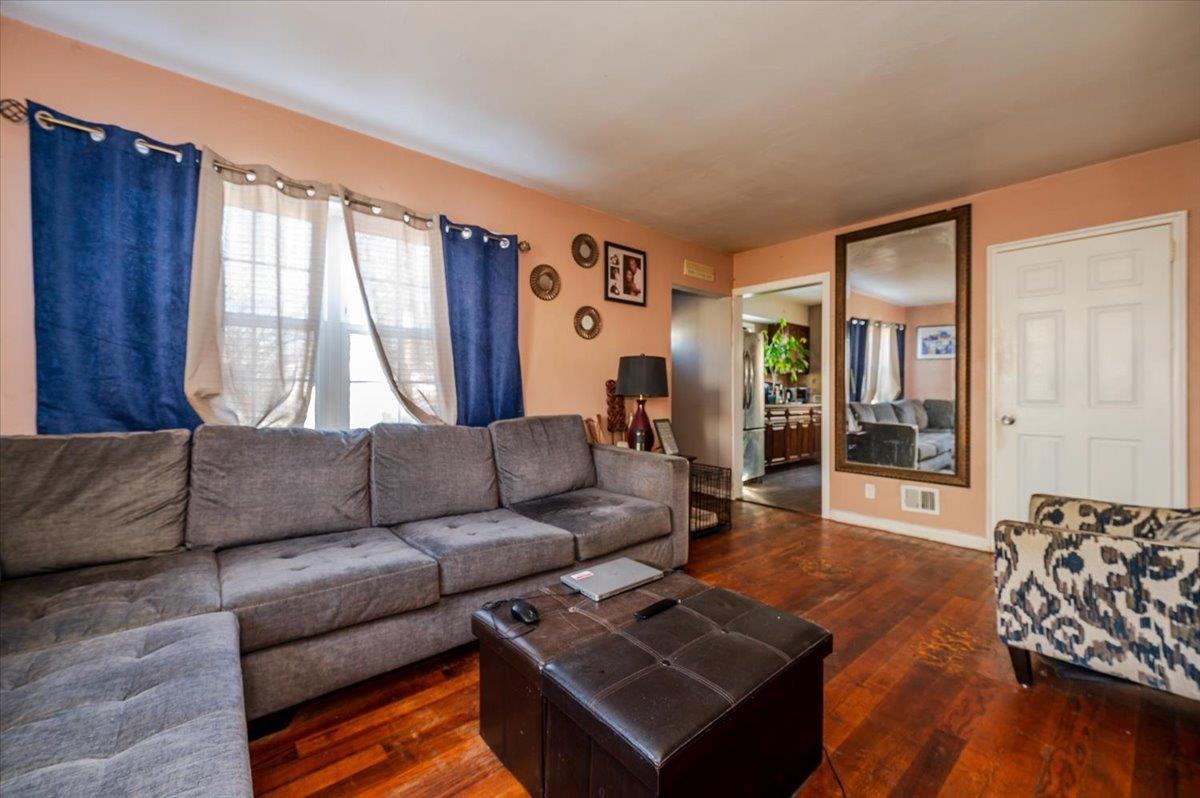Single Family 10th  Westchester County, NY 10550, MLS-816855-4