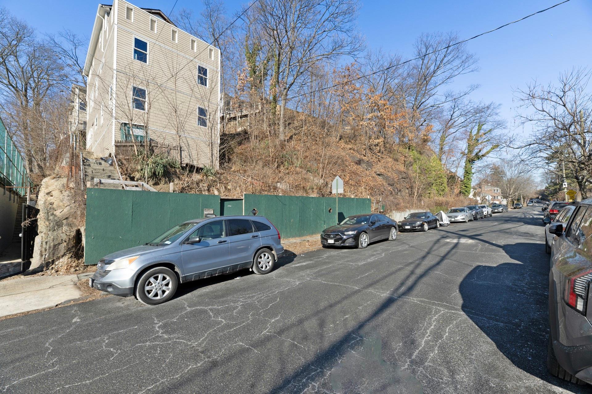 Single Family Post  Bronx, NY 10471, MLS-816867-3
