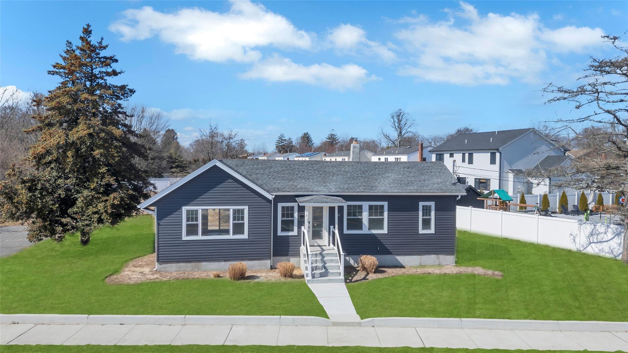 Single Family Udall  Suffolk County, NY 11795, MLS-816890-9