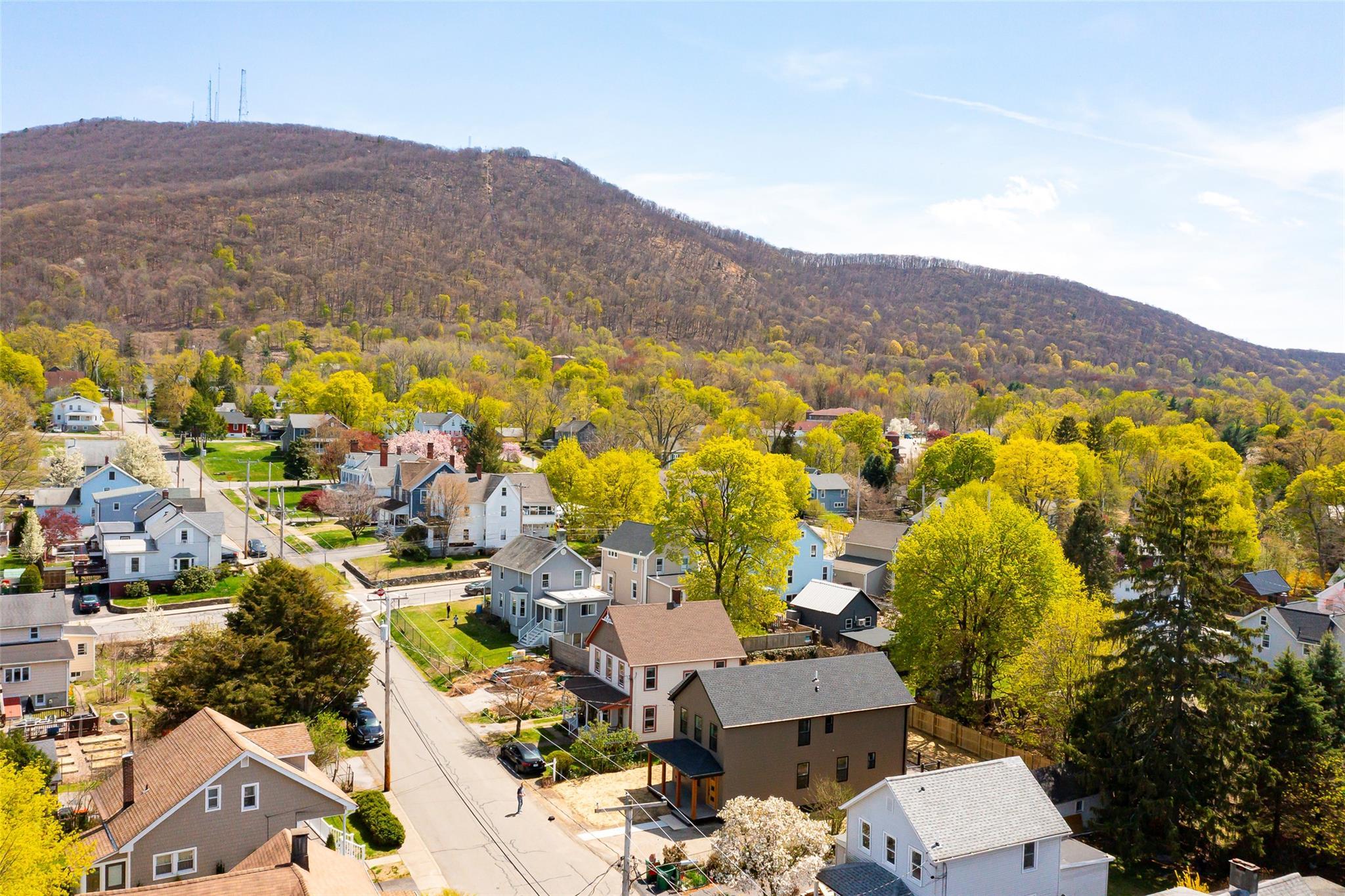 Single Family Union  Dutchess County, NY 12508, MLS-816913-27