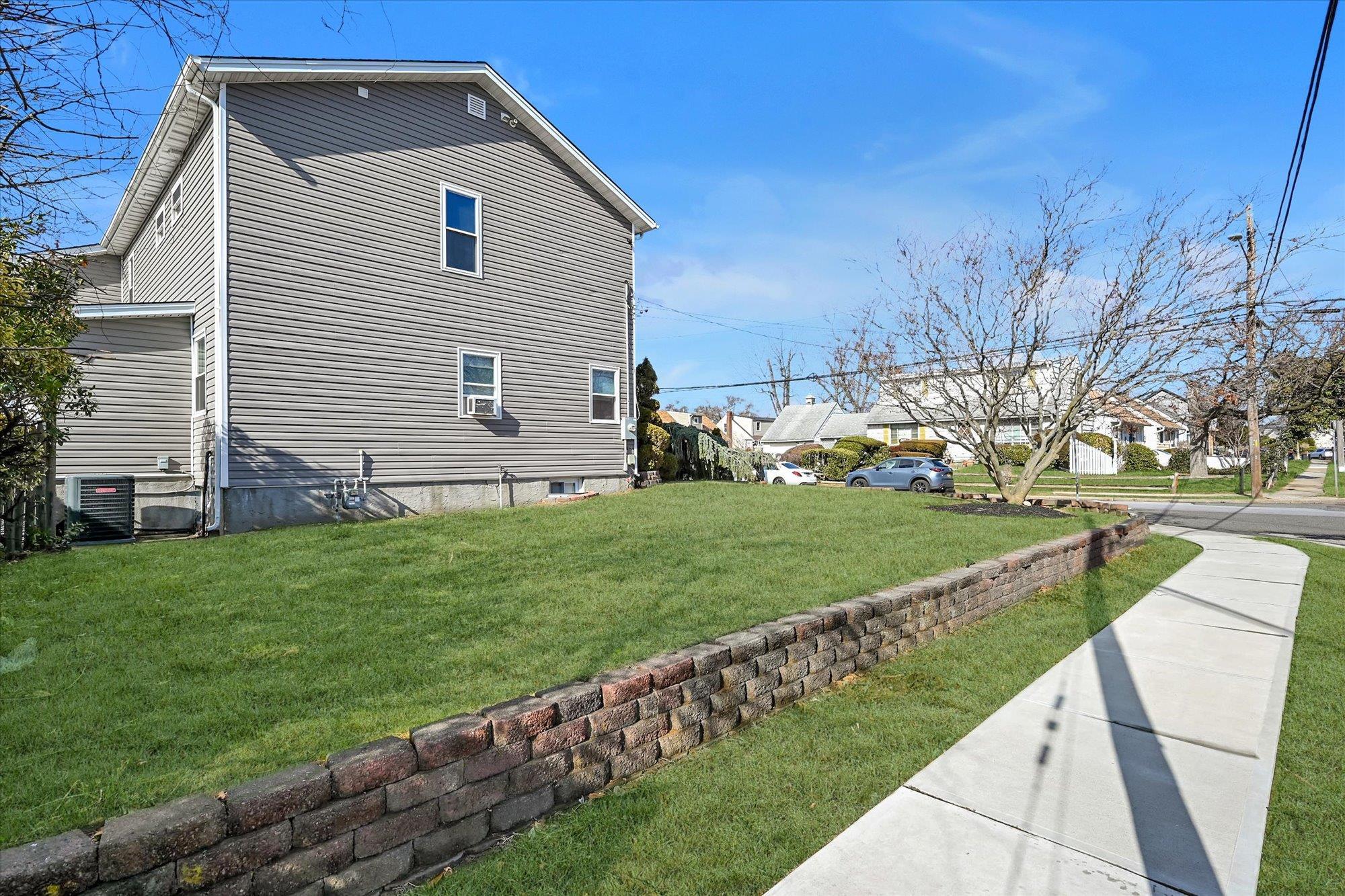 Single Family Martens  Nassau County, NY 11580, MLS-816933-22