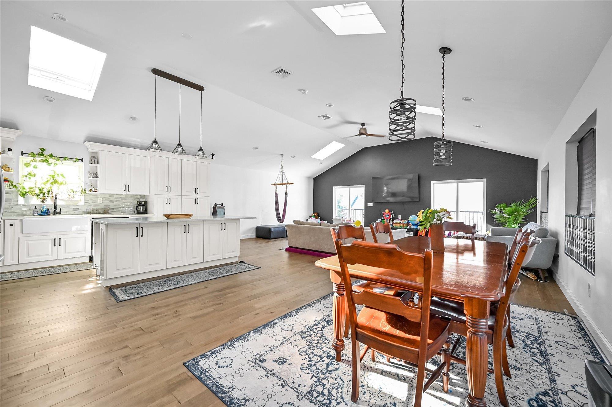Single Family Martens  Nassau County, NY 11580, MLS-816933-6