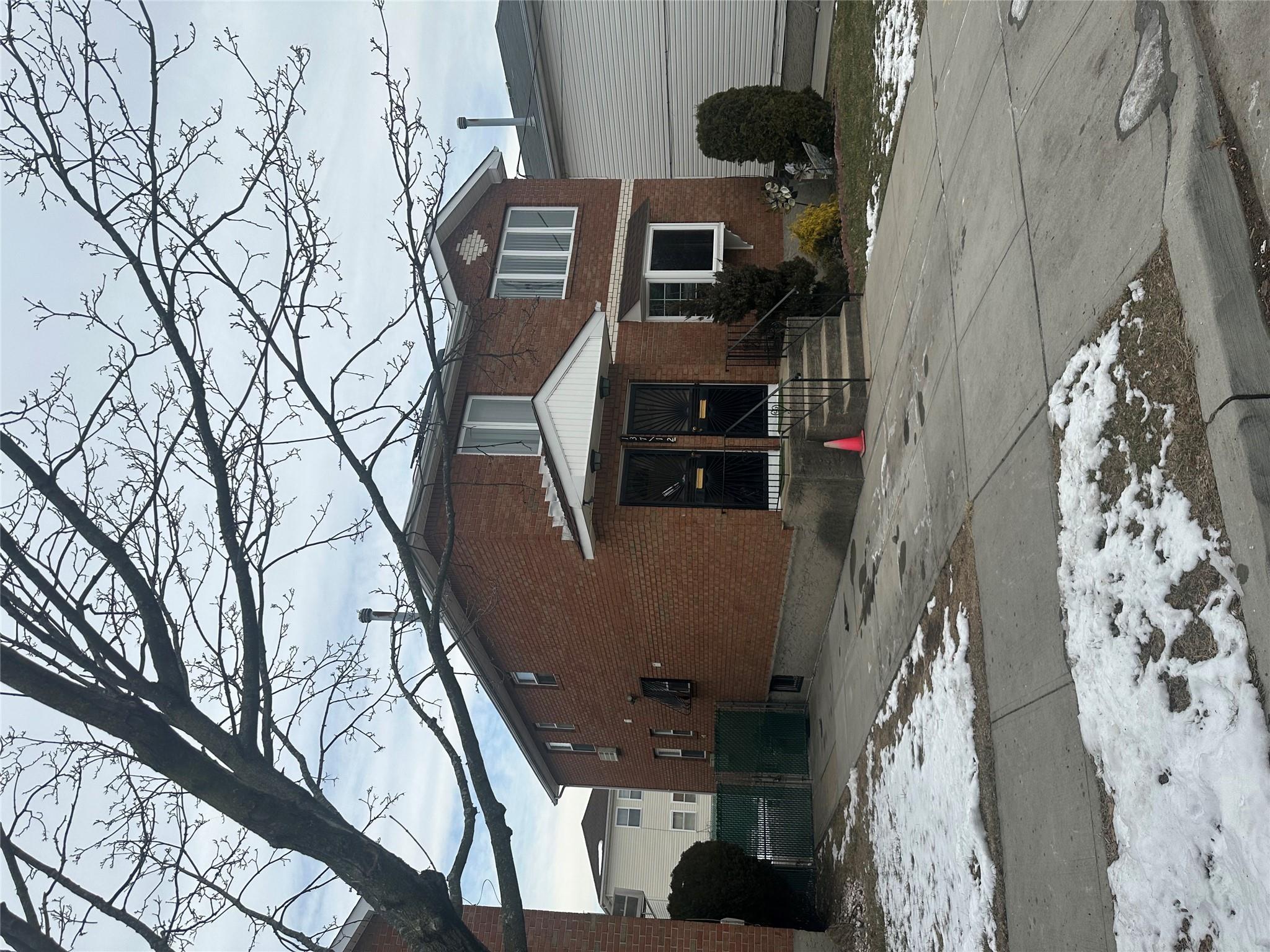 Single Family 257th  Queens, NY 11422, MLS-817029-22