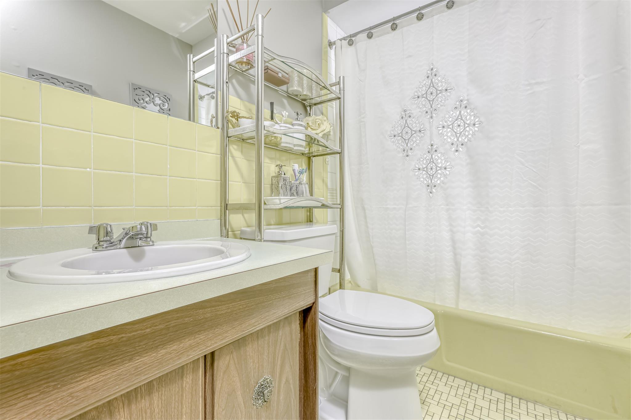 Single Family Olympia  Rockland County, NY 10952, MLS-817040-26