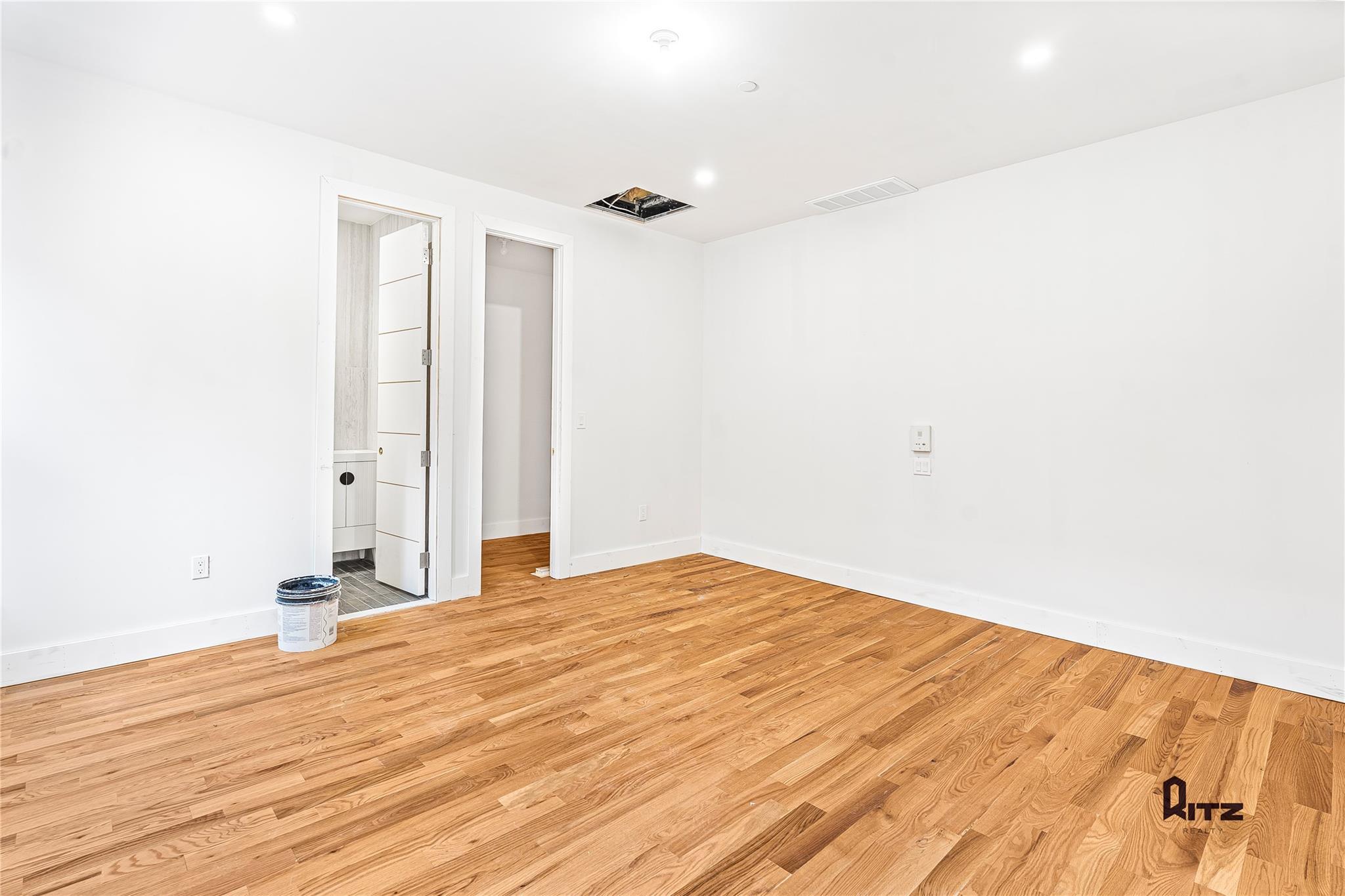Condo Stockton  Brooklyn, NY 11206, MLS-817064-15