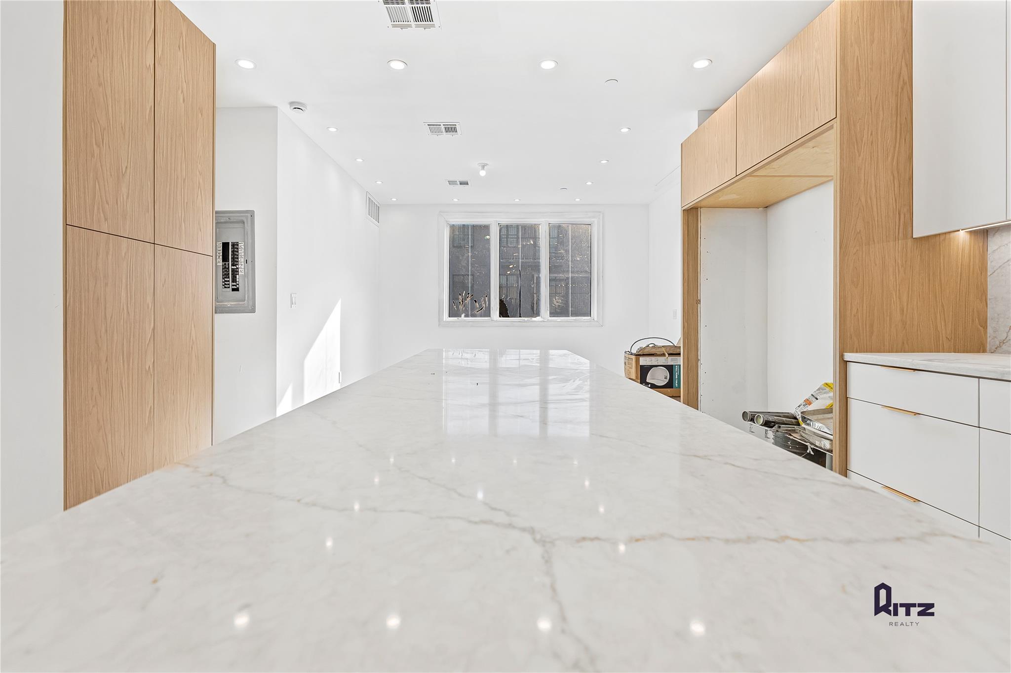 Condo Stockton  Brooklyn, NY 11206, MLS-817064-8