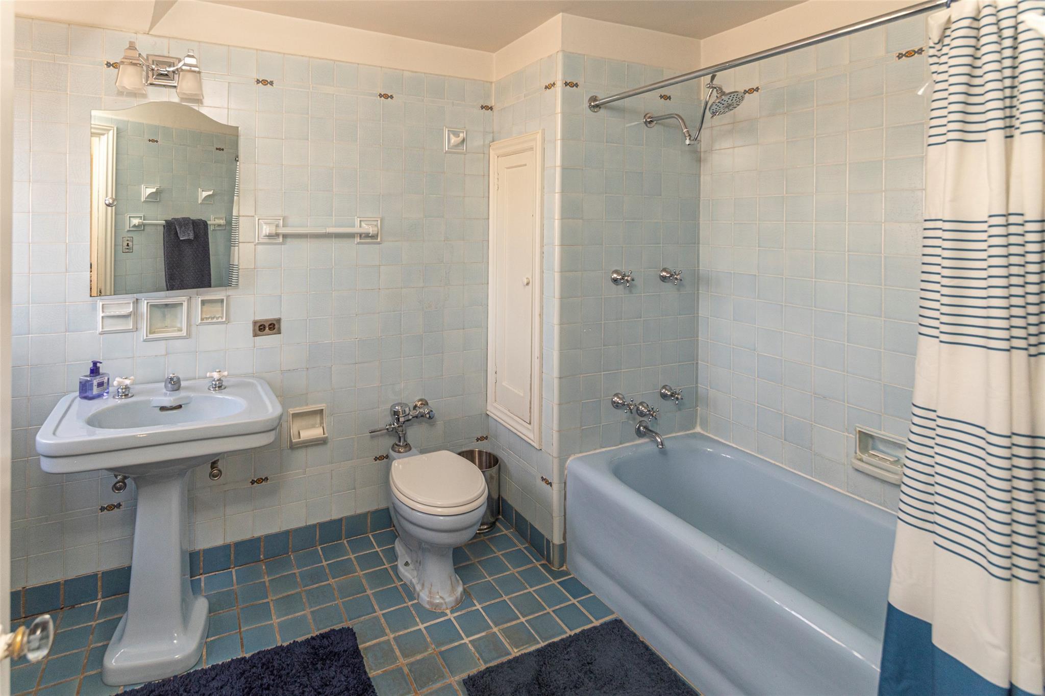Single Family Rittenhouse  Westchester County, NY 10708, MLS-817112-26
