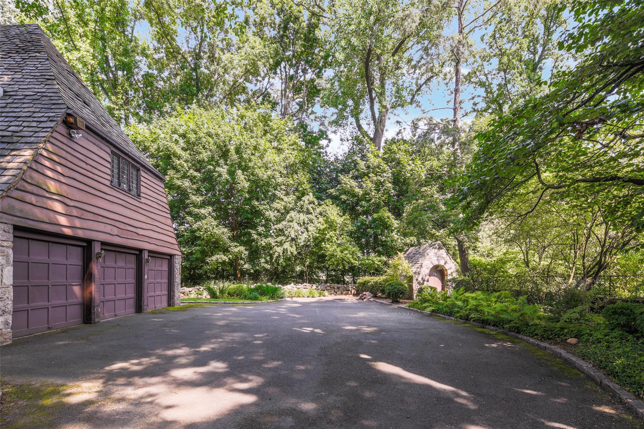 Single Family Rittenhouse  Westchester County, NY 10708, MLS-817112-30
