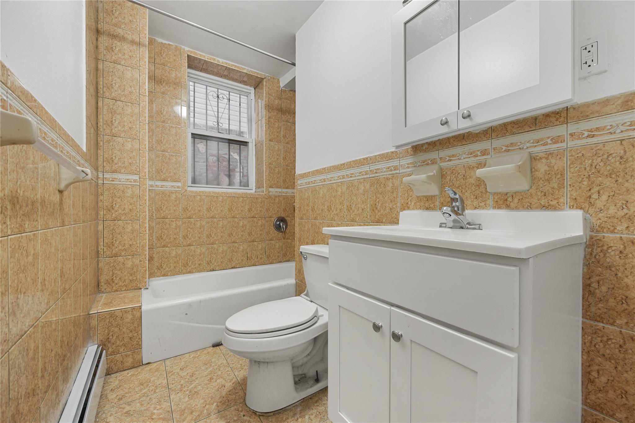Single Family Ave  Bronx, NY 10457, MLS-817114-11